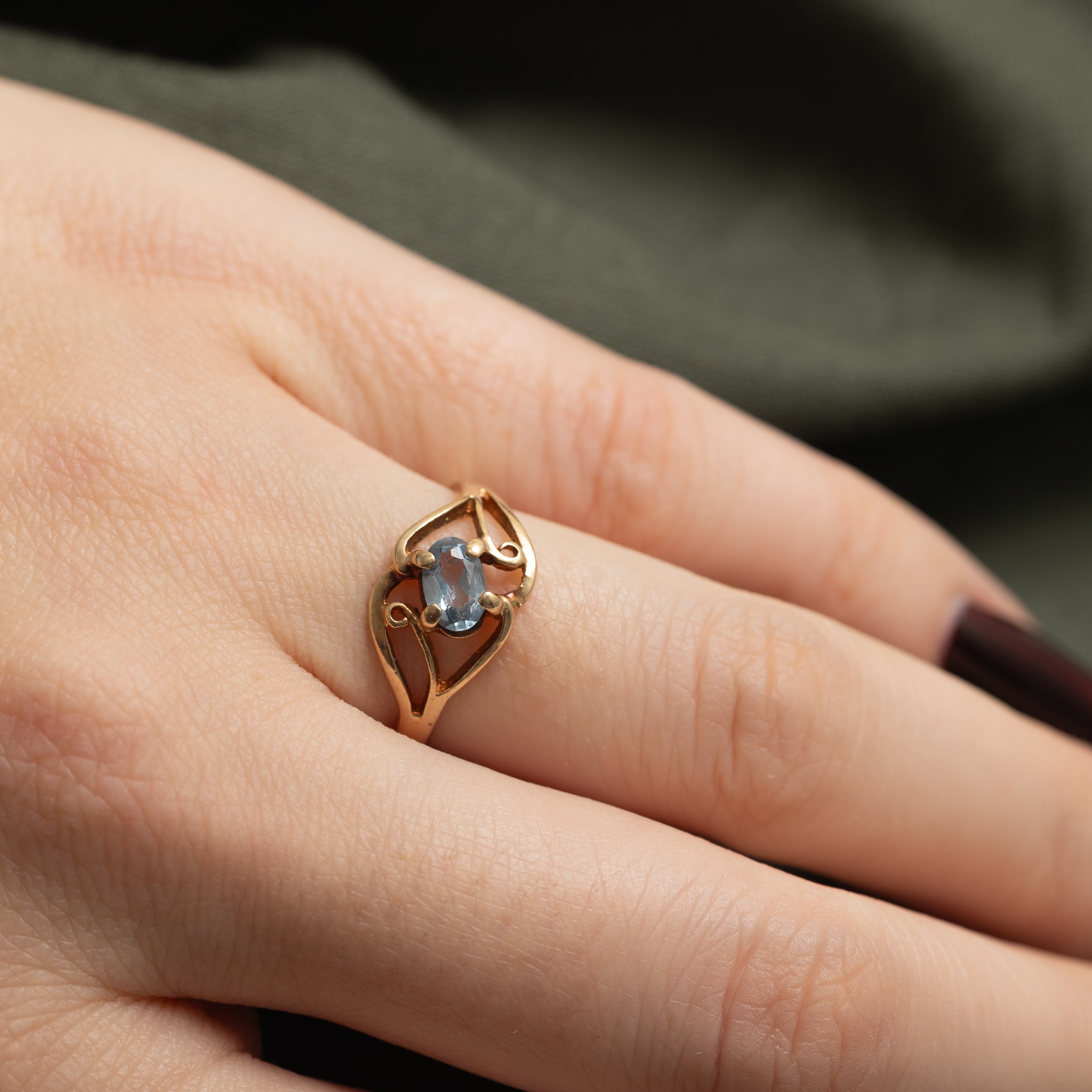 Bague solitaire ajourée en spinelle synthétique | 0,45 ct | Taille 6