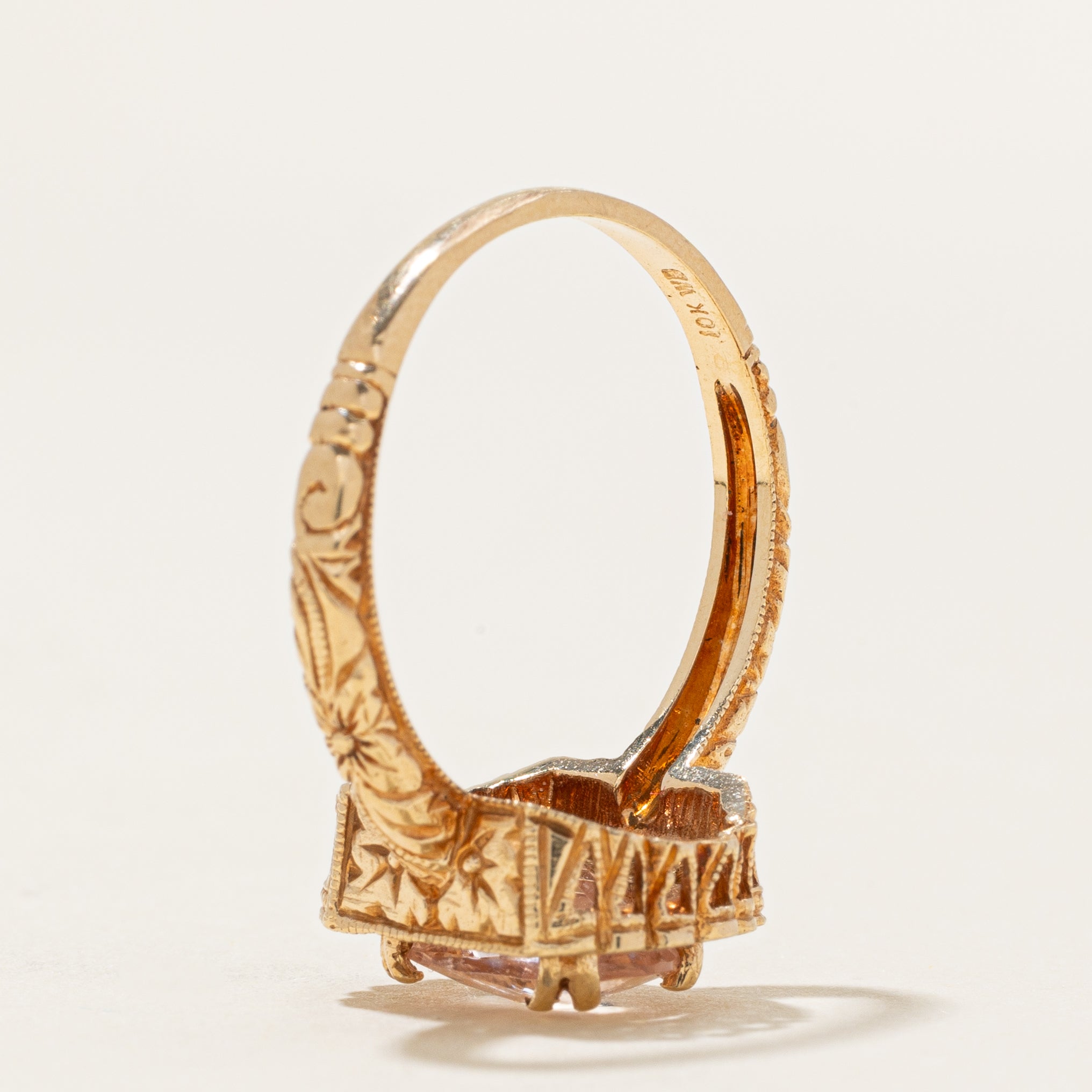 Bague gravée avec halo de morganite et saphir blanc | 2,00 ct | Taille 8