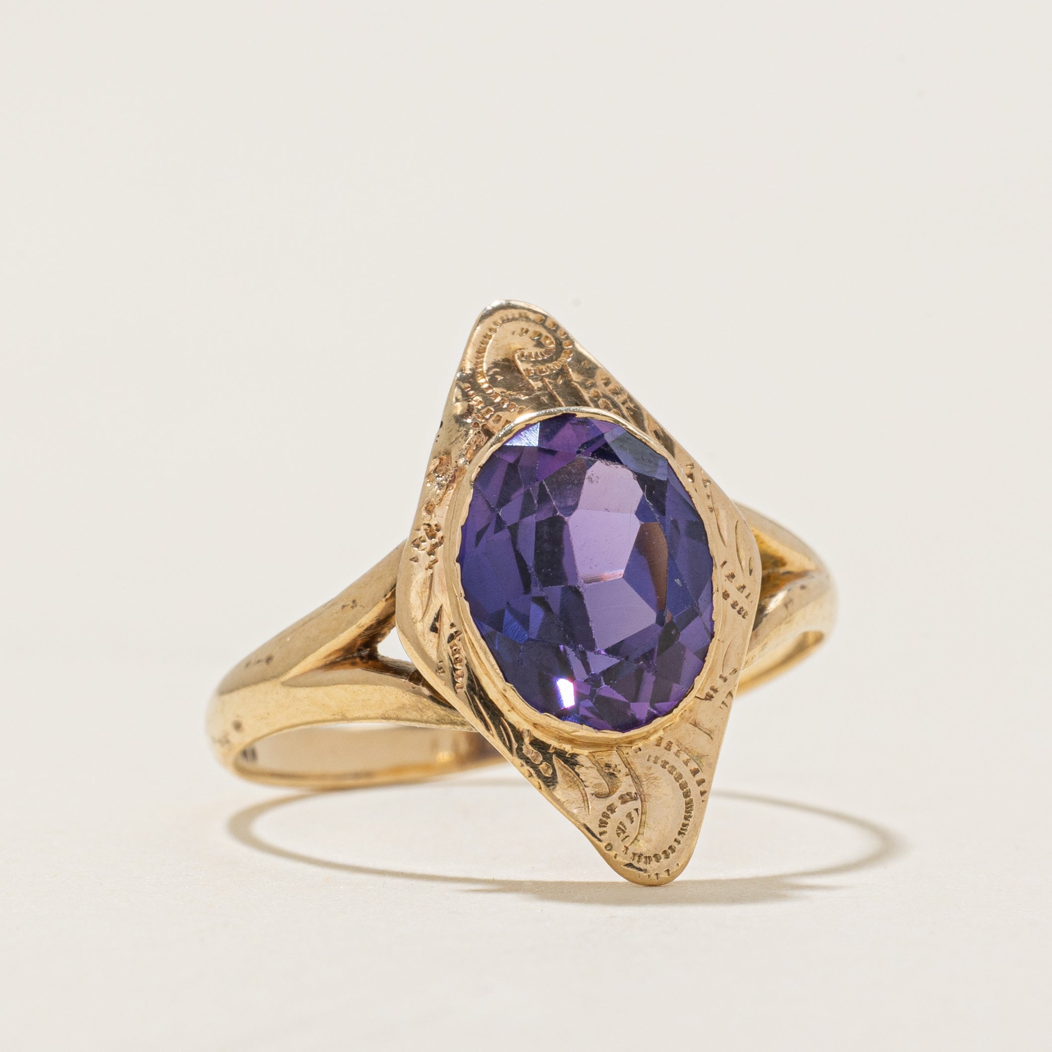 Solitaire Synthetic Sapphire Engraved Cocktail Ring | 2.00ct | SZ 6