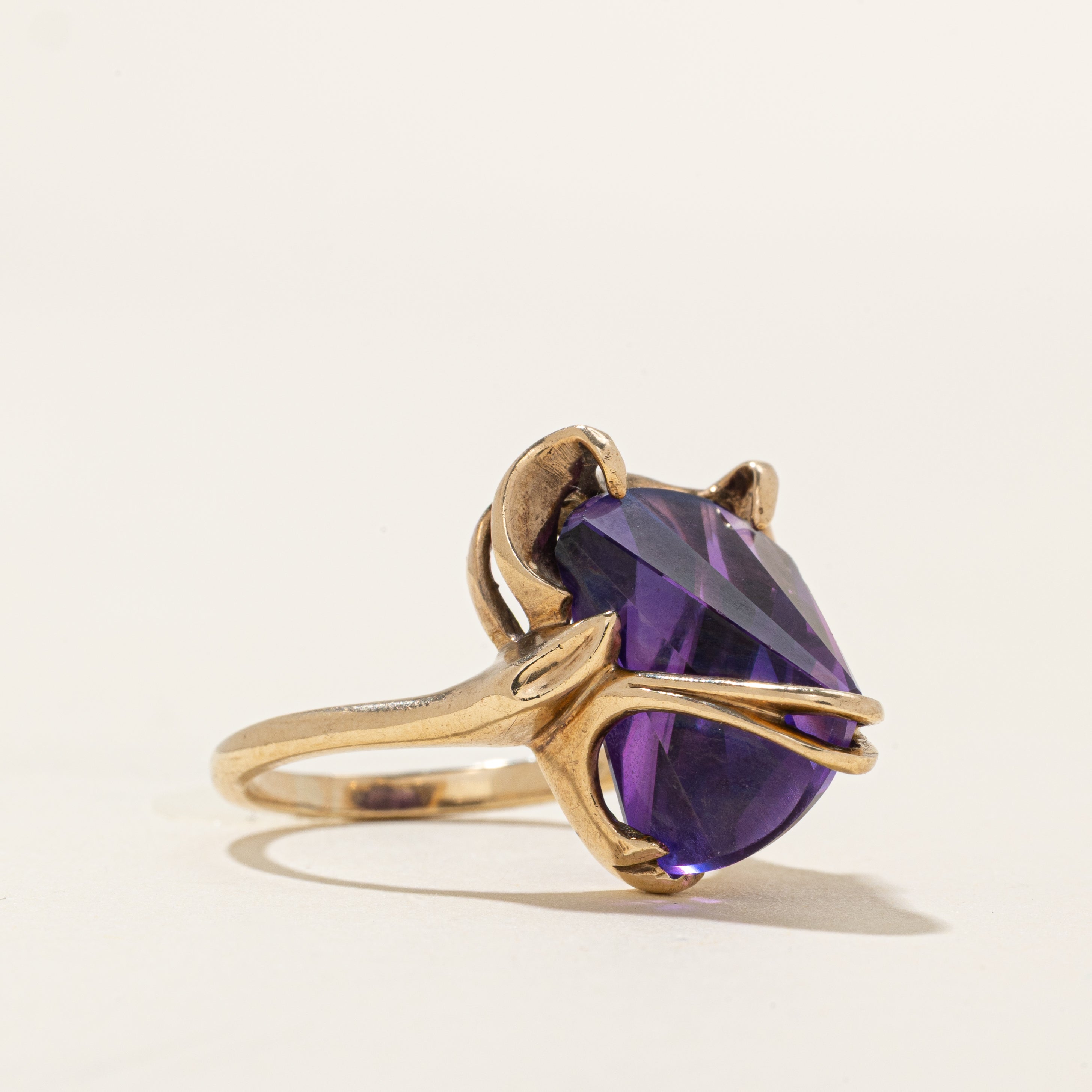 Solitaire Synthetic Sapphire Abstract Cocktail Ring | 16.00ct | SZ 6.25