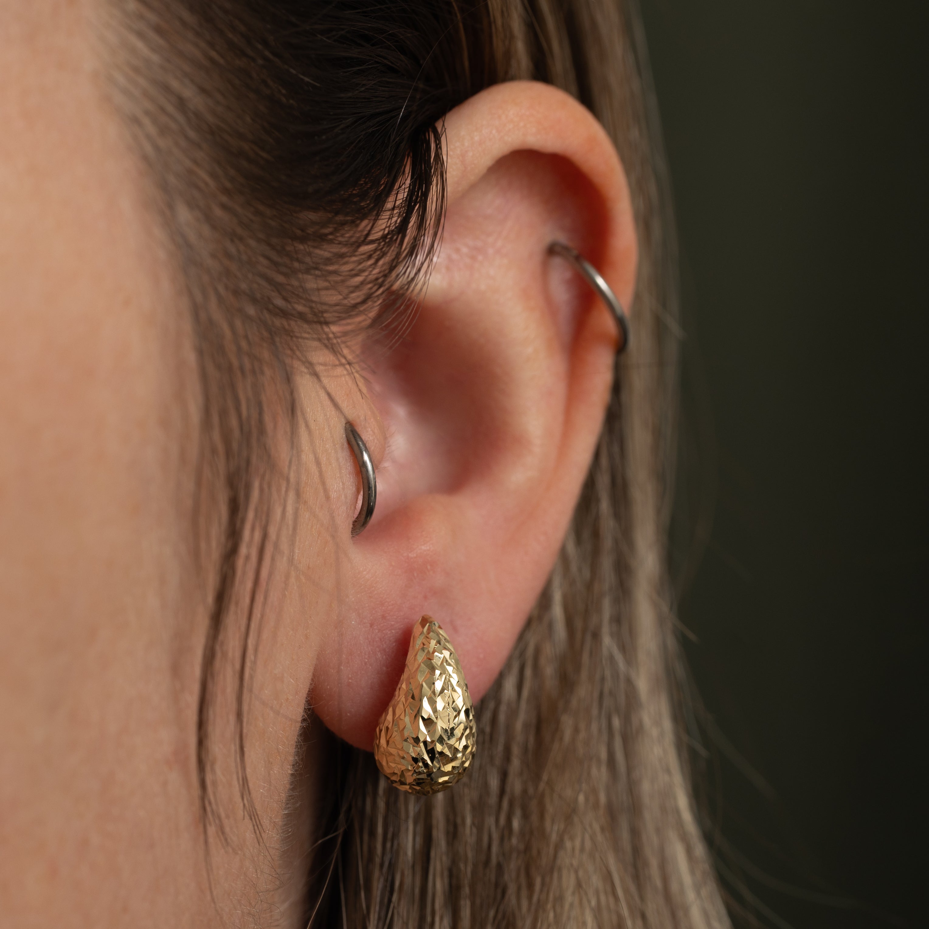 14k Yellow Gold Diamond Cut Pear Shaped Stud Earrings