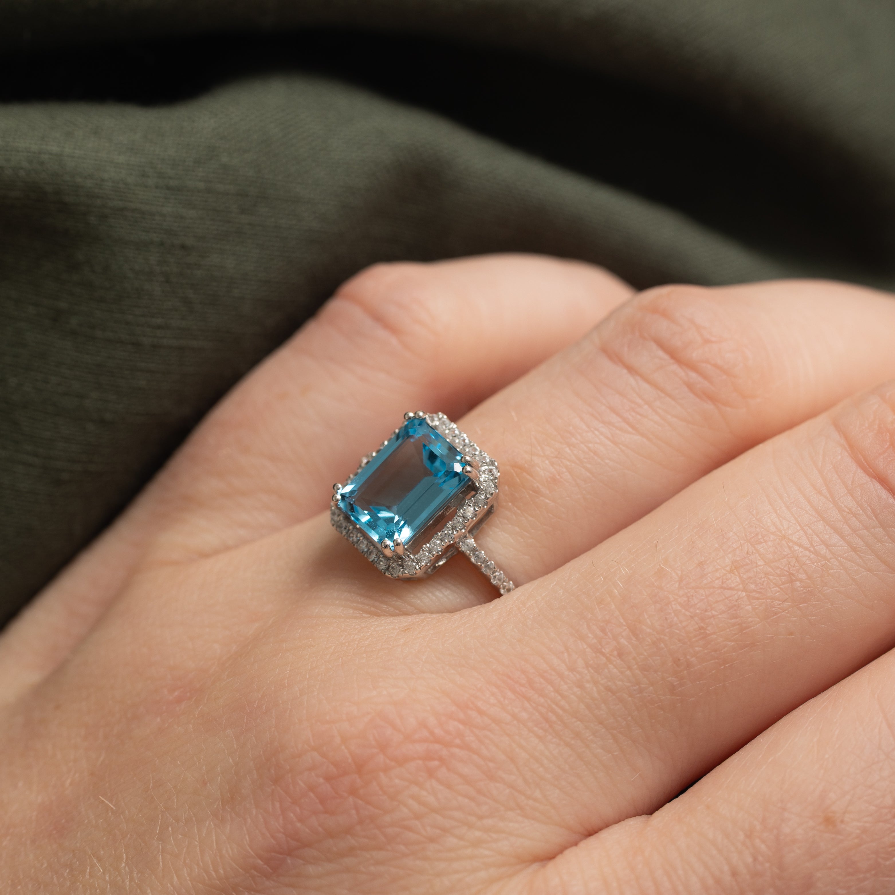 White Gold Blue Topaz & Zircon Halo Ring | 2.80ctw | SZ 7