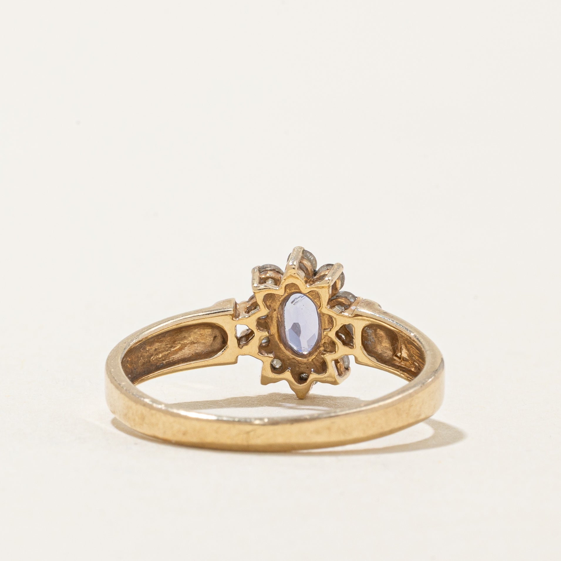 Oval Cut Tanzanite & Diamond Petal Ring | 0.20ct, 0.20ctw | SZ 6.75