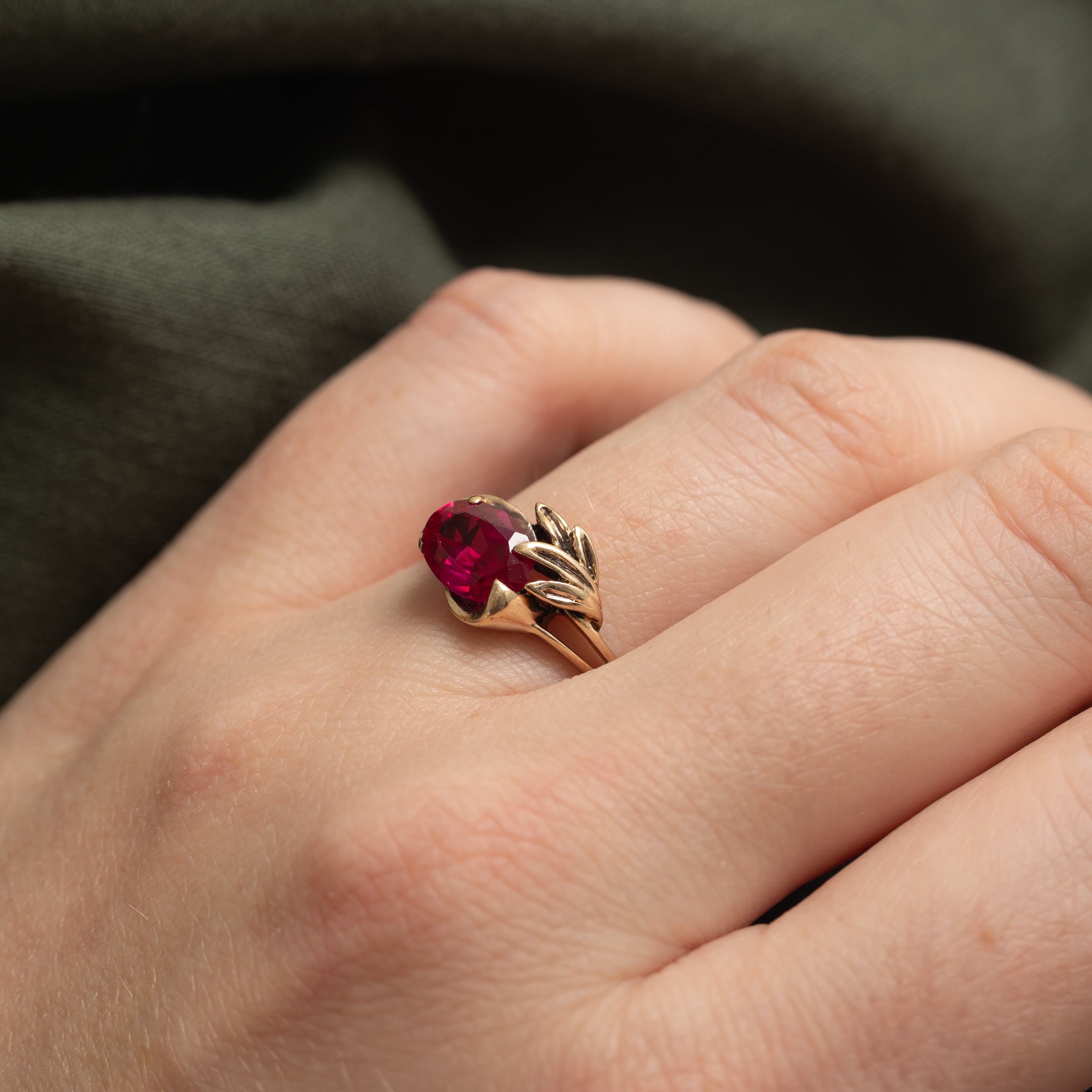 Solitaire Synthetic Ruby Leaf Ring | 1.40ct | SZ 7