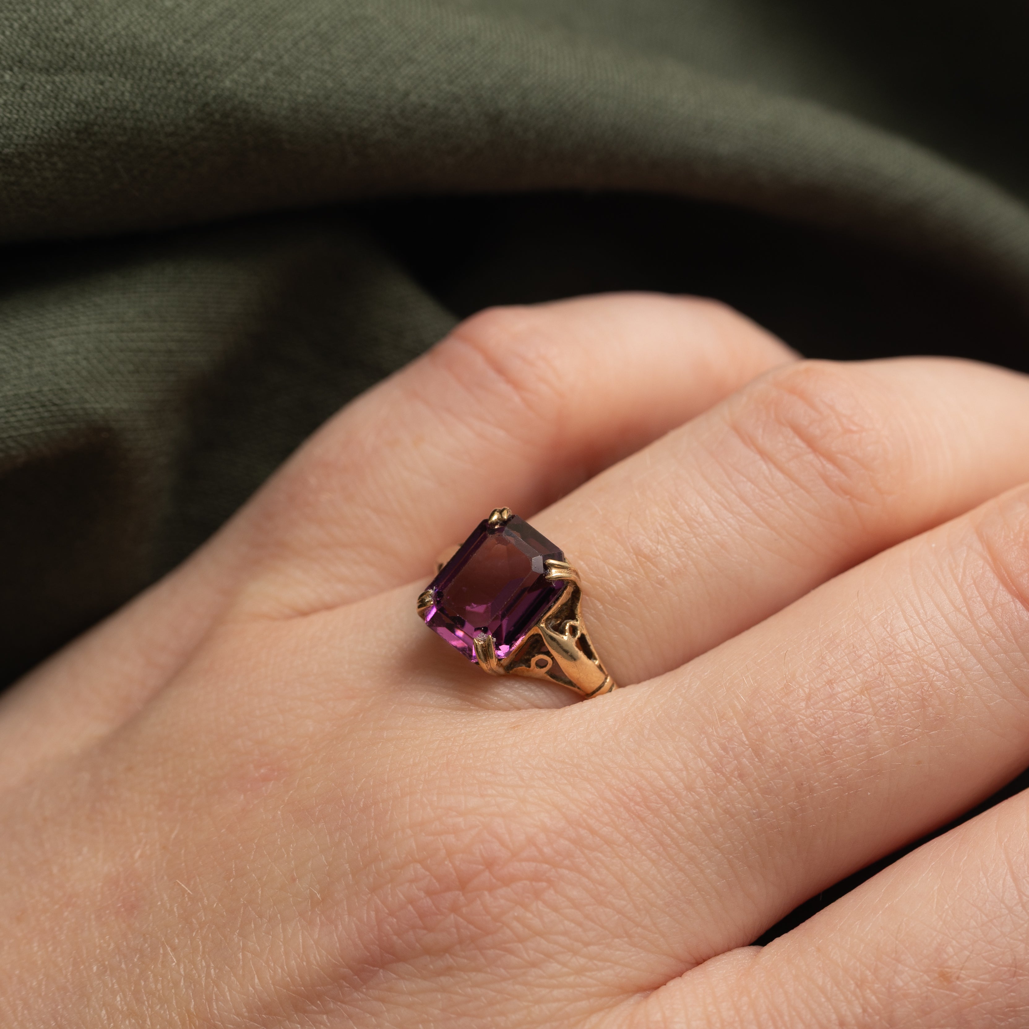 Solitaire Pasté Glass Cocktail Ring | 4.26ct | SZ 8.25