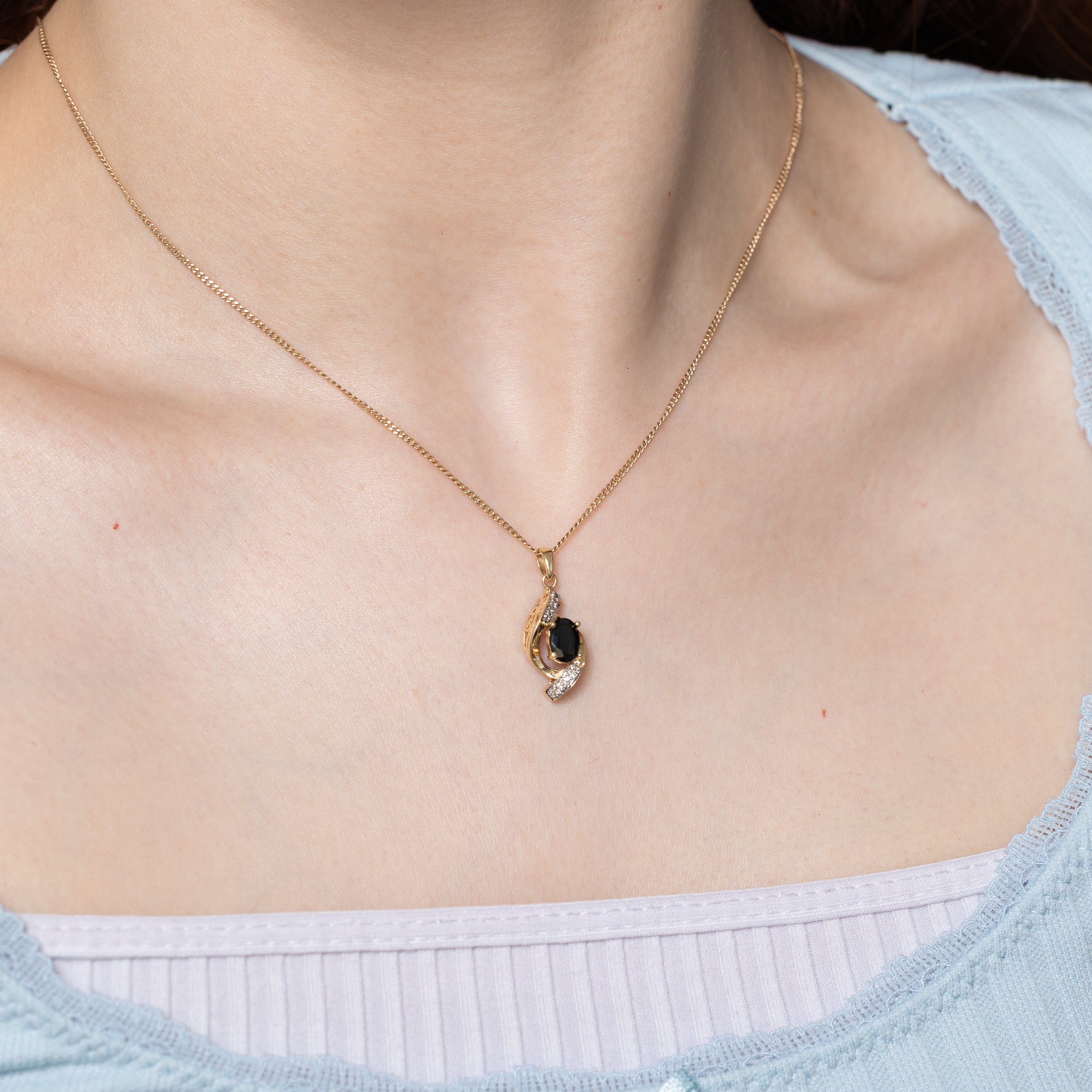 Oval Cut Sapphire & Diamond Pendant | 1.00ct, 0.04ctw