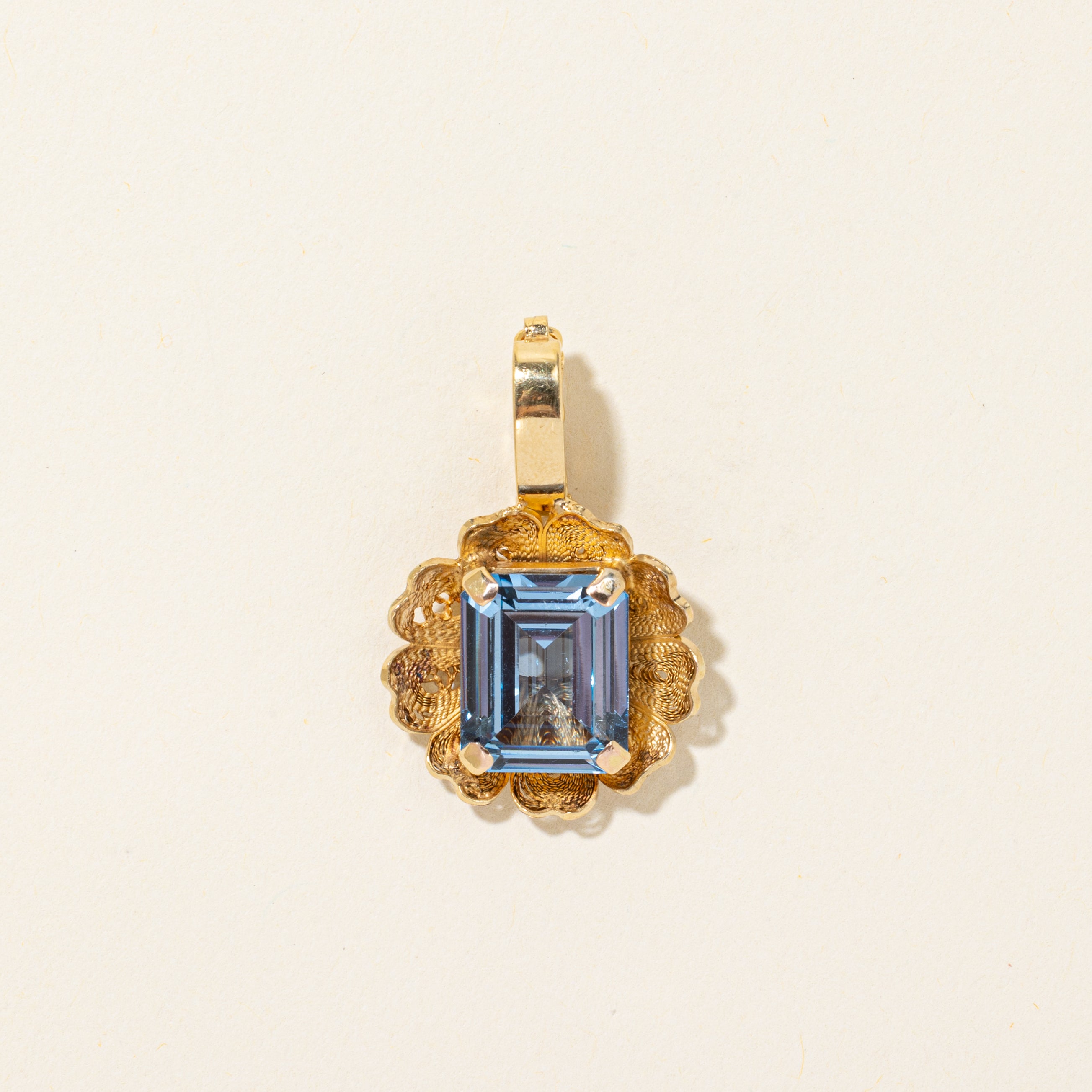 Synthetic Spinel Textured Flower Pendant | 6.50ct