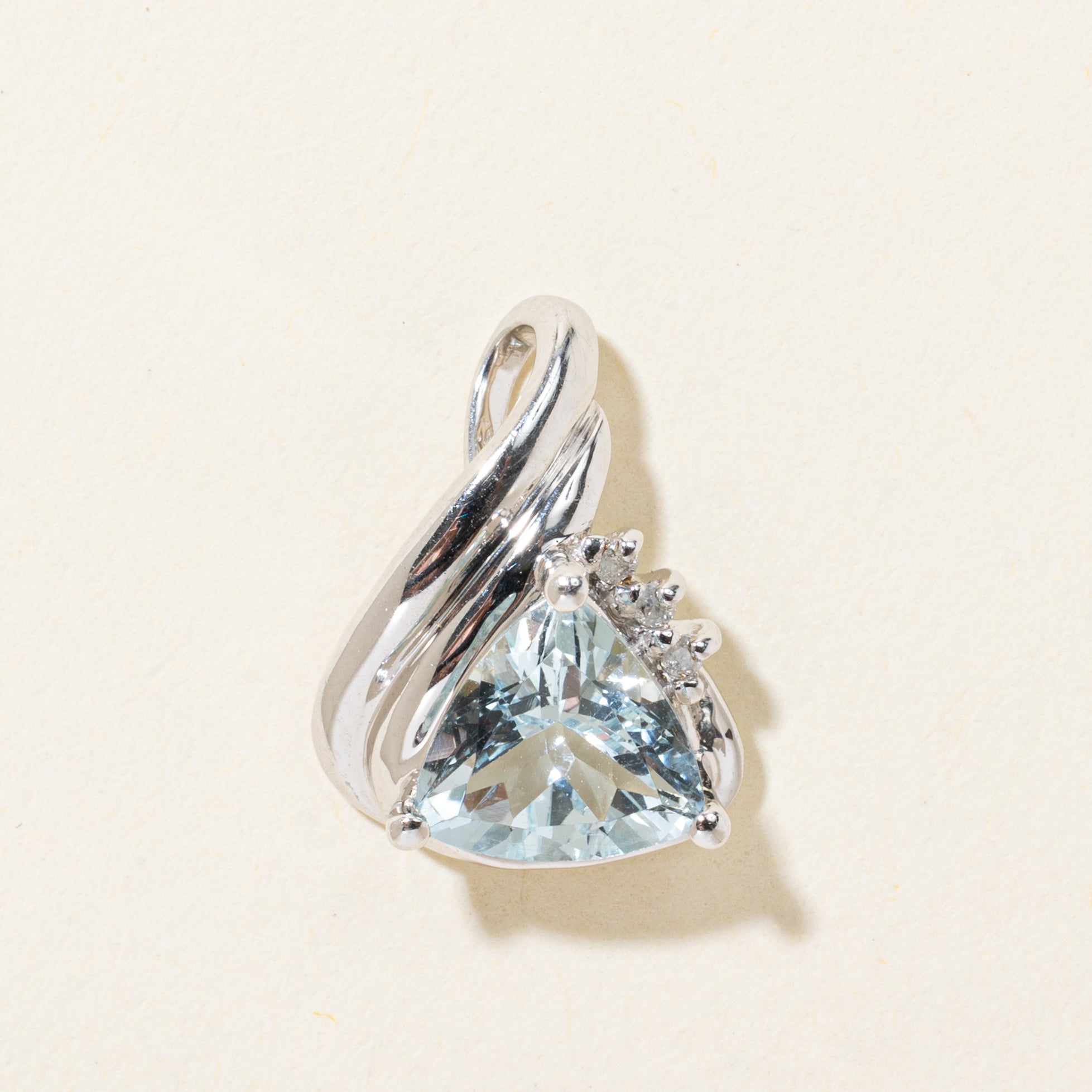 Trillion Cut Aquamarine & Diamond Grooved Pendant | 1.50ct, 0.03ctw