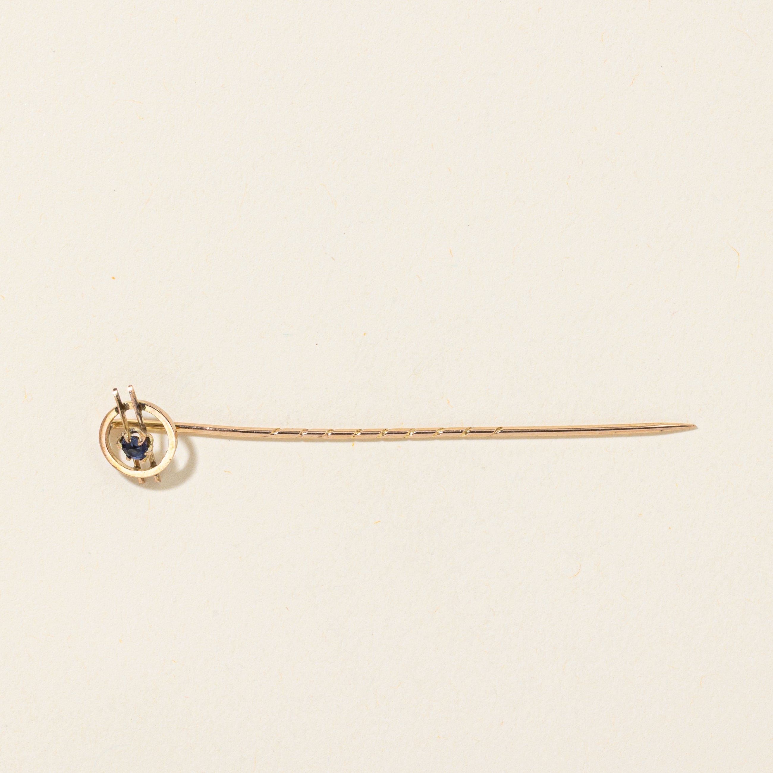 Synthetic Sapphire Pin | 0.07ct