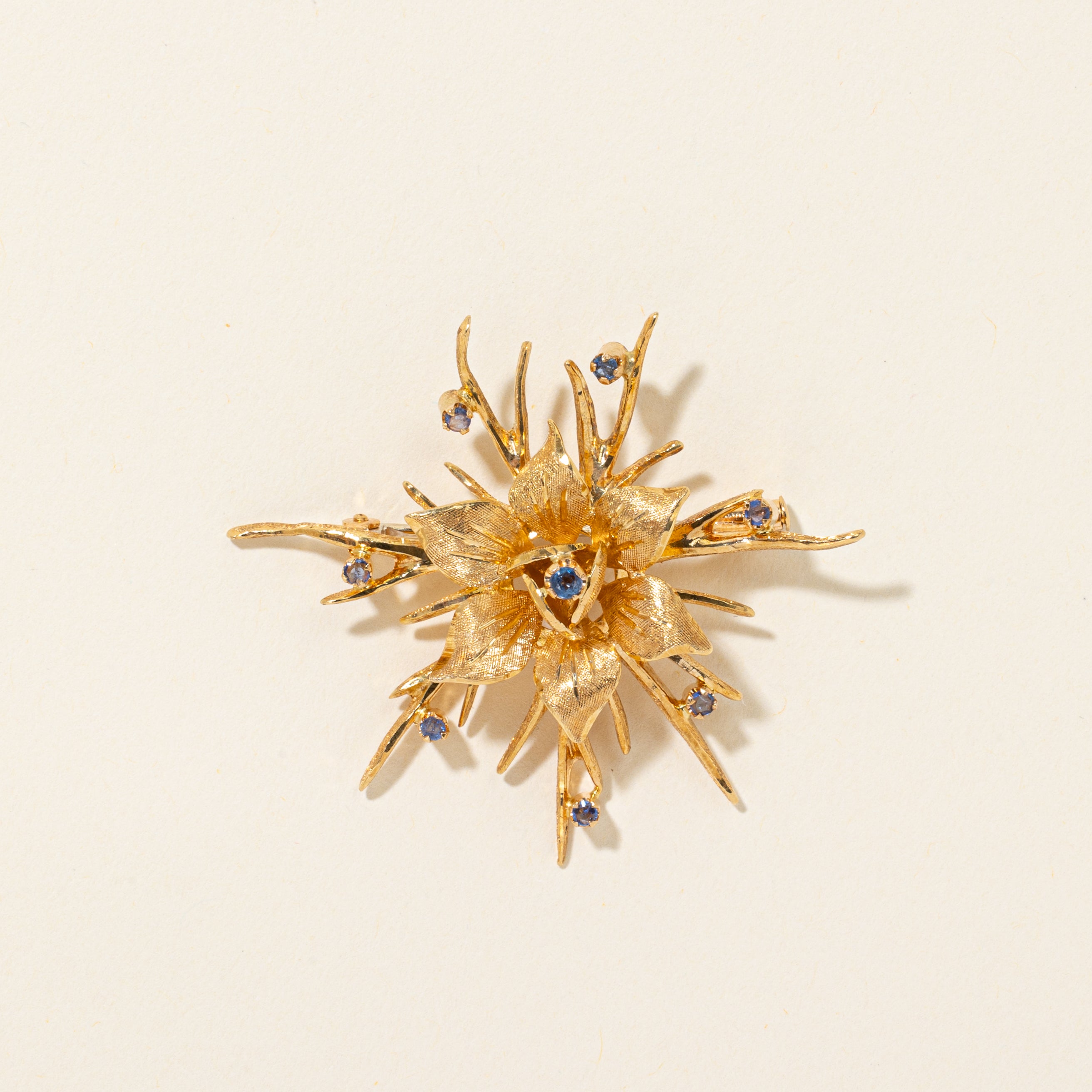 18k Sapphire Daffodil Flower Brooch | 0.40ctw