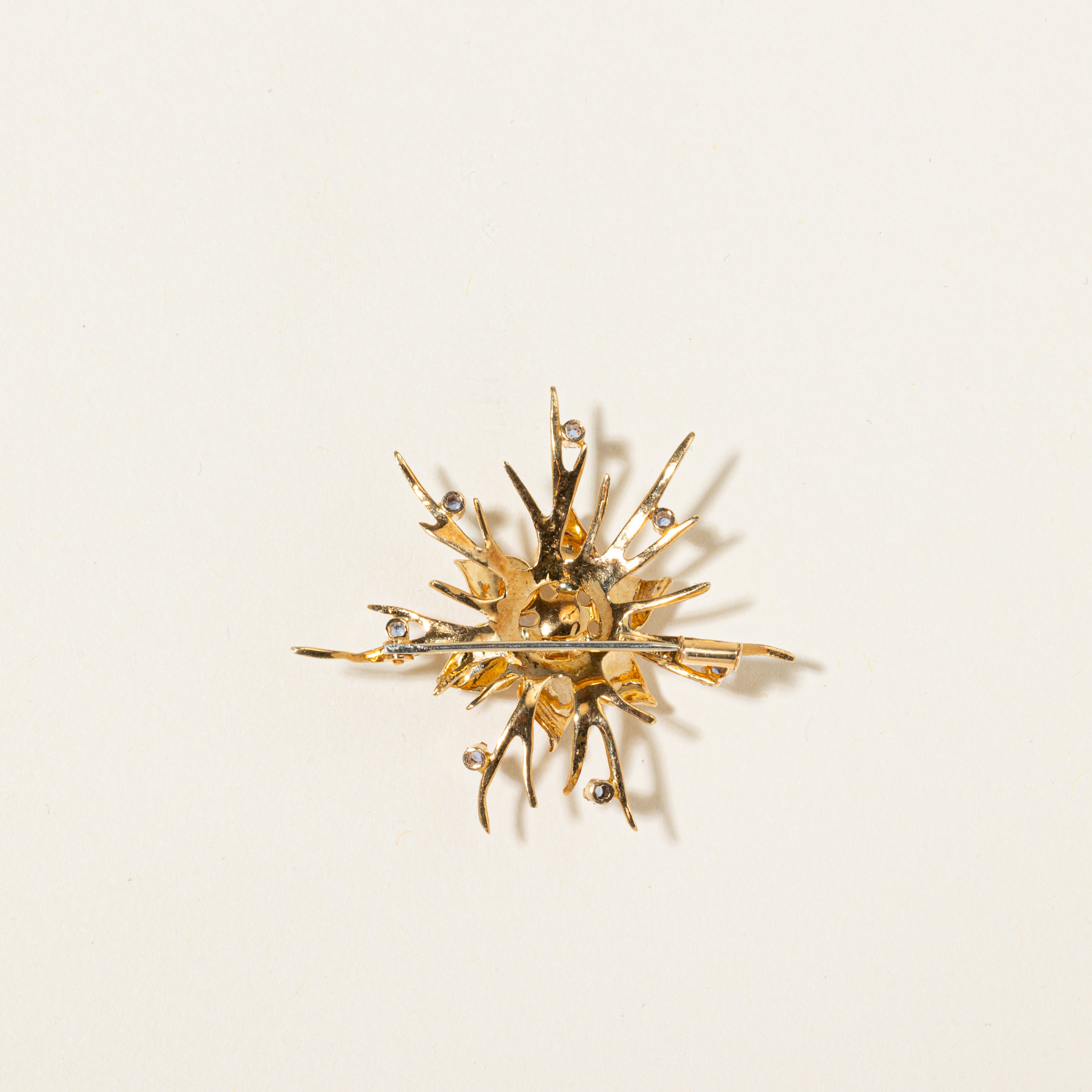 18k Sapphire Daffodil Flower Brooch | 0.40ctw