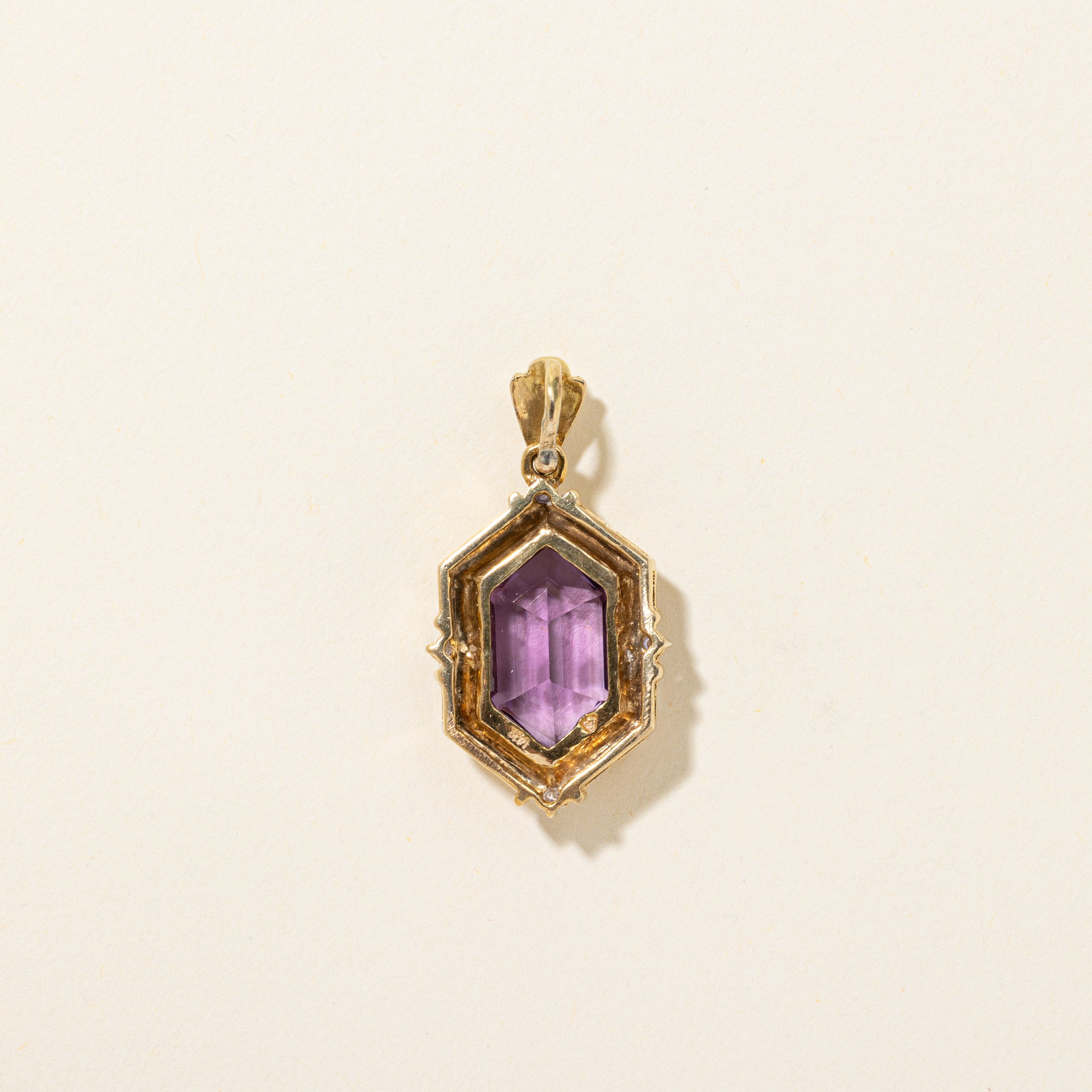 Amethyst & Diamond Grooved Stretched-Hexagon Pendant | 6.00ct, 0.08ctw