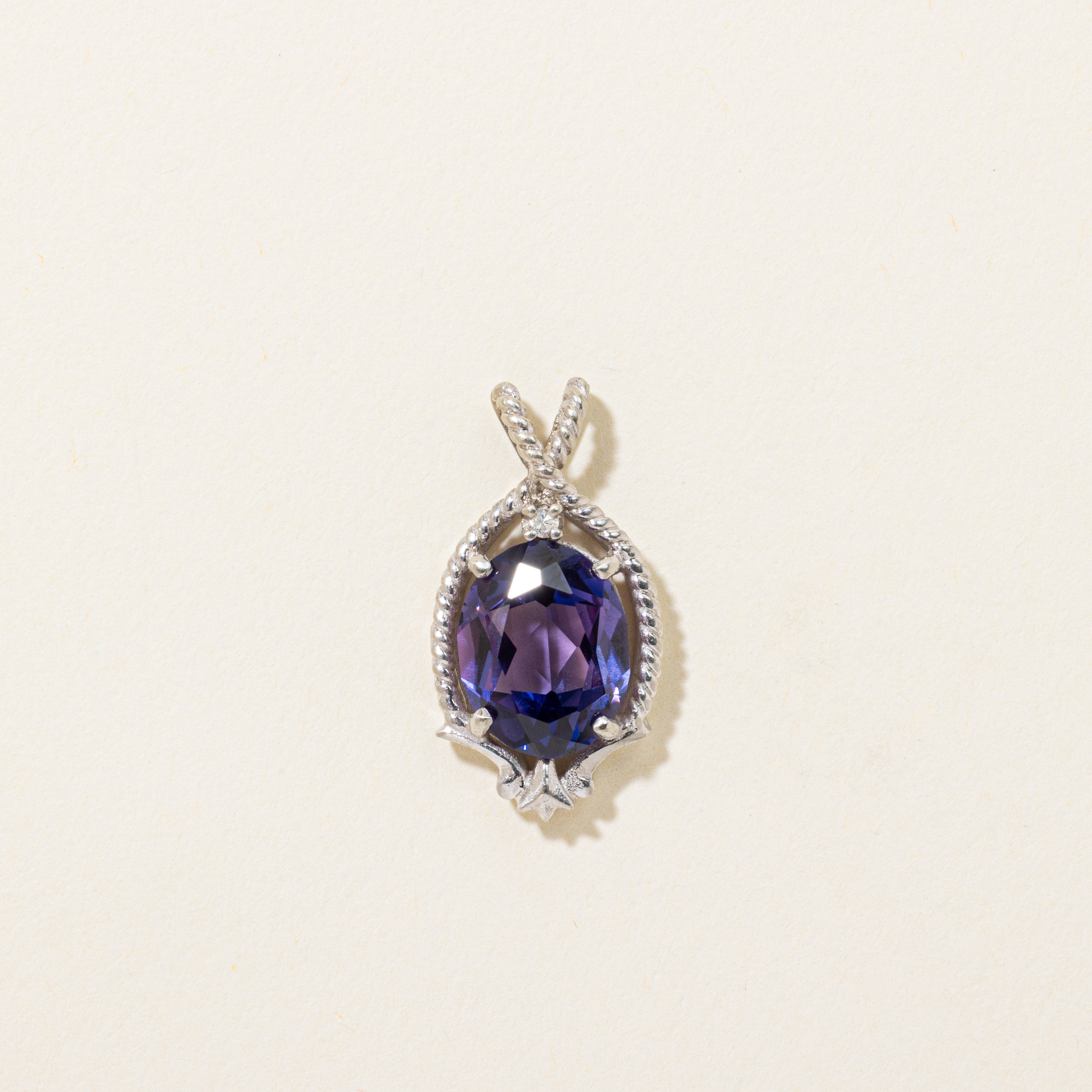Synthetic Colour-Changing Sapphire Rope Pendant | 2.60ct