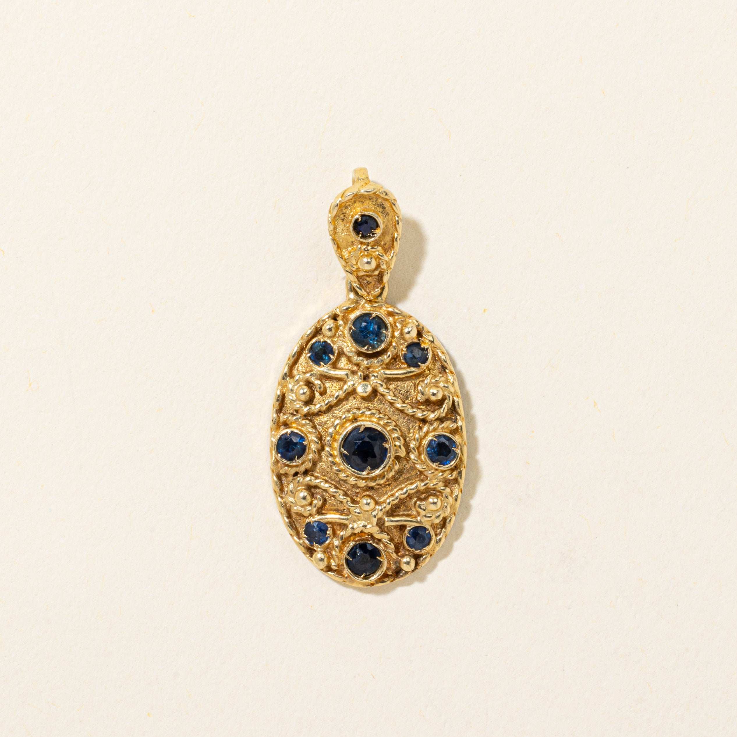 18k Sapphire Engraved Rope Textured Pendant | 0.42ctw