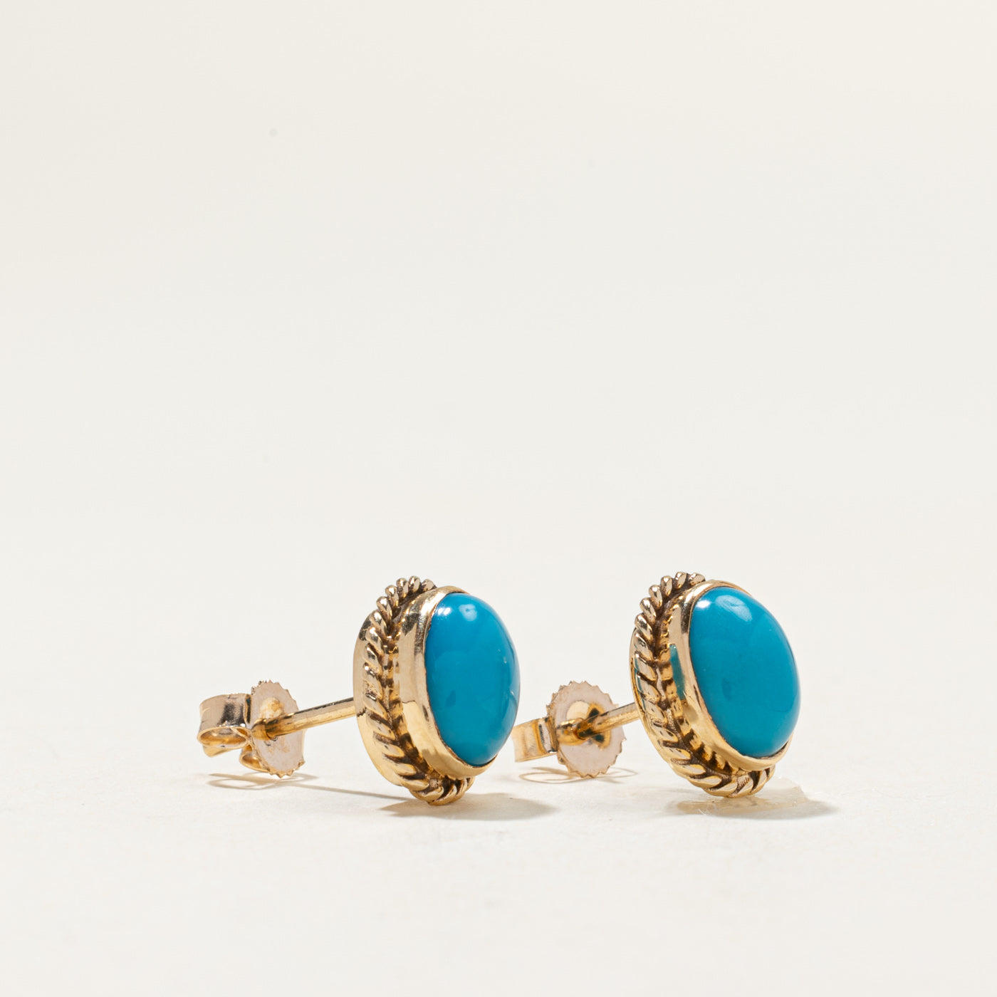 Boucles d'oreilles puces en turquoise 10 carats | 3,00 ct