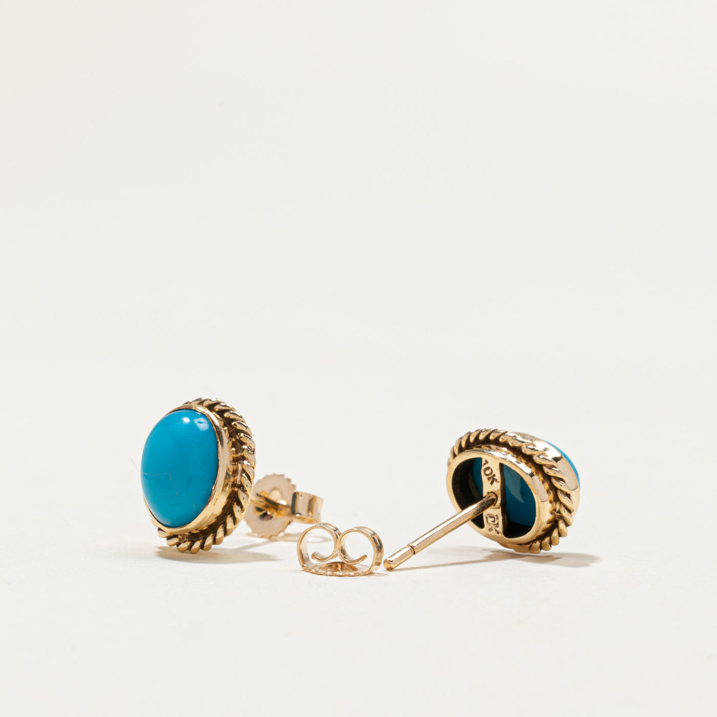 Boucles d'oreilles puces en turquoise 10 carats | 3,00 ct
