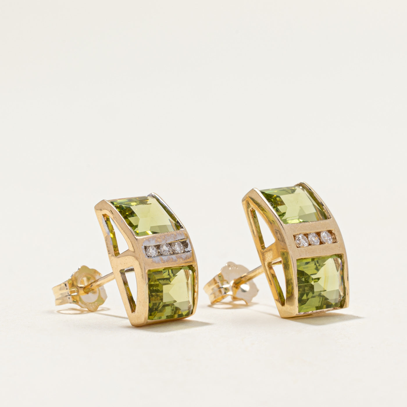 14k Green Glass & Diamond Stud Earrings | 5.00ctw, 0.06ctw