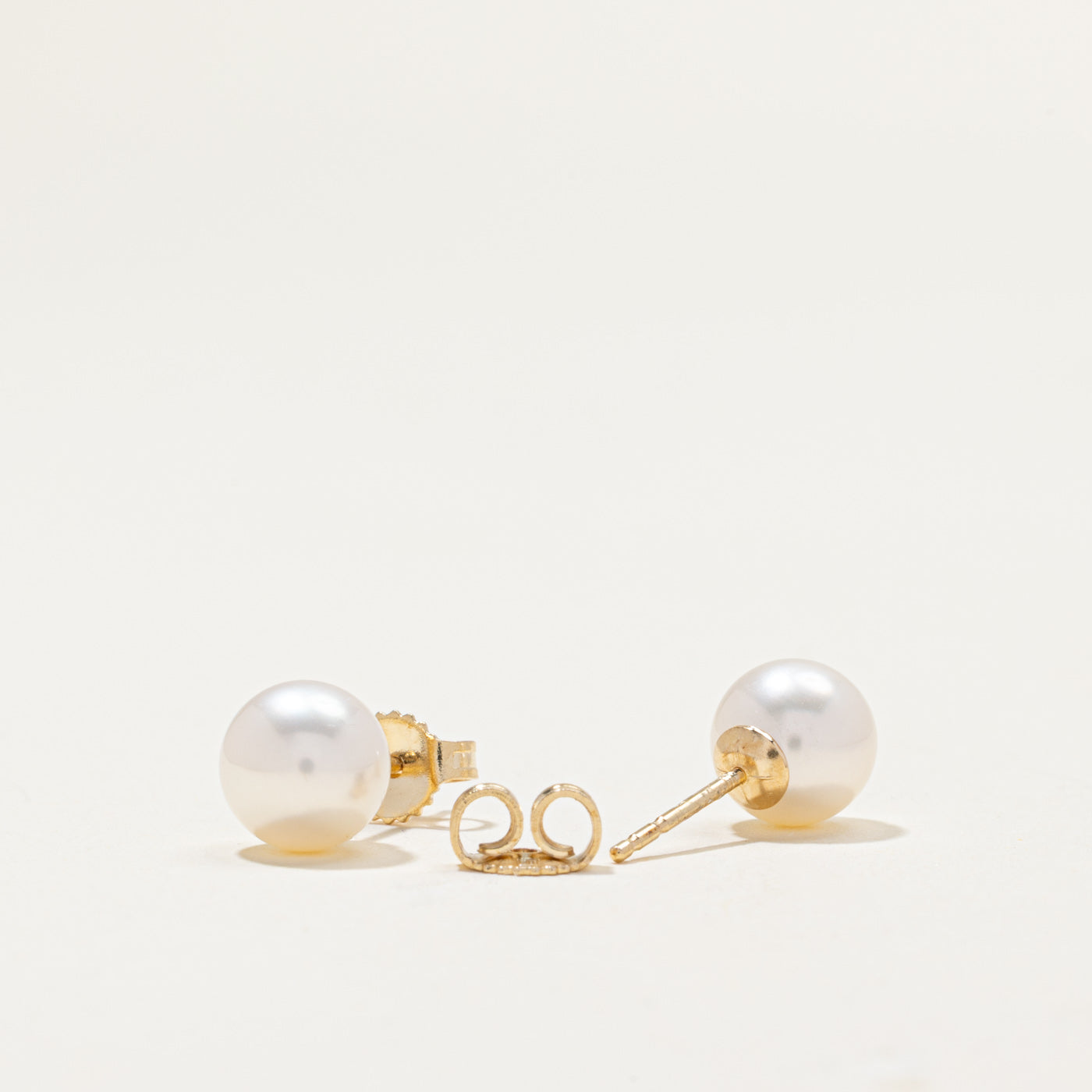 14k Pearl Stud Earrings
