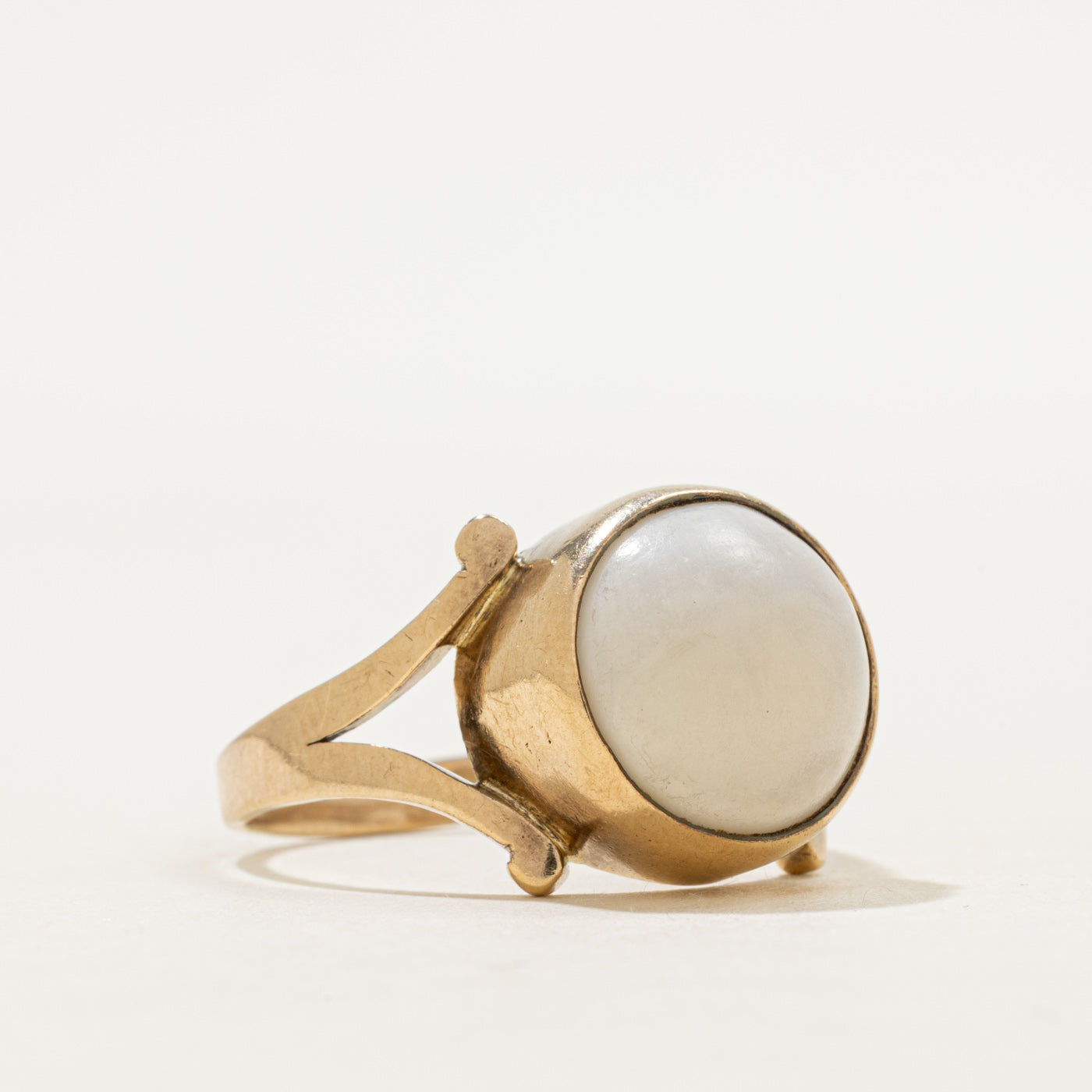 Bezel Set White Agate Cocktail Ring | 7.50ct | SZ 12