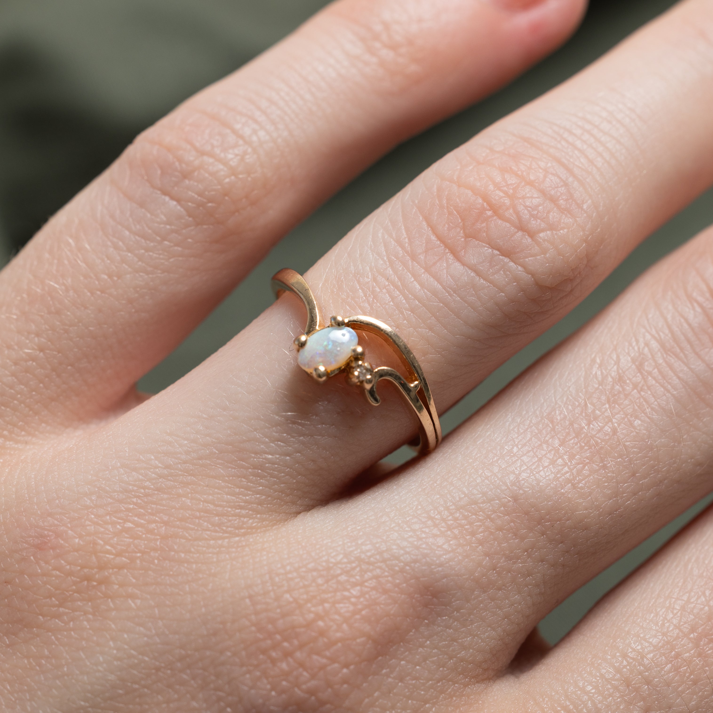 Cabochon Opal & Diamond Open Chevron Ring | 0.13ct, 0.01ct | SZ 6