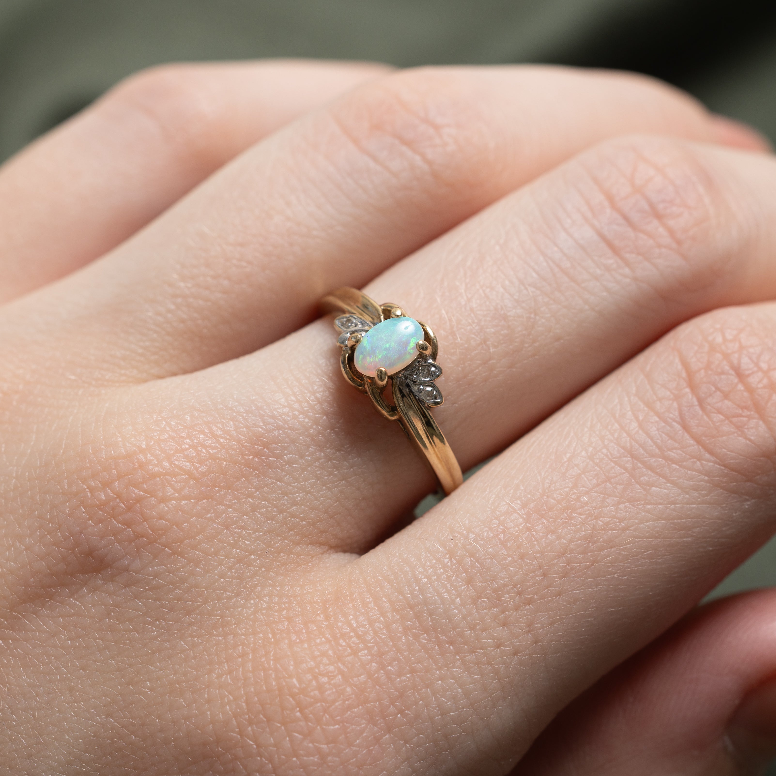 Opal & Diamond Accented Grooved Ring | 0.25ct, 0.02ctw | SZ 6