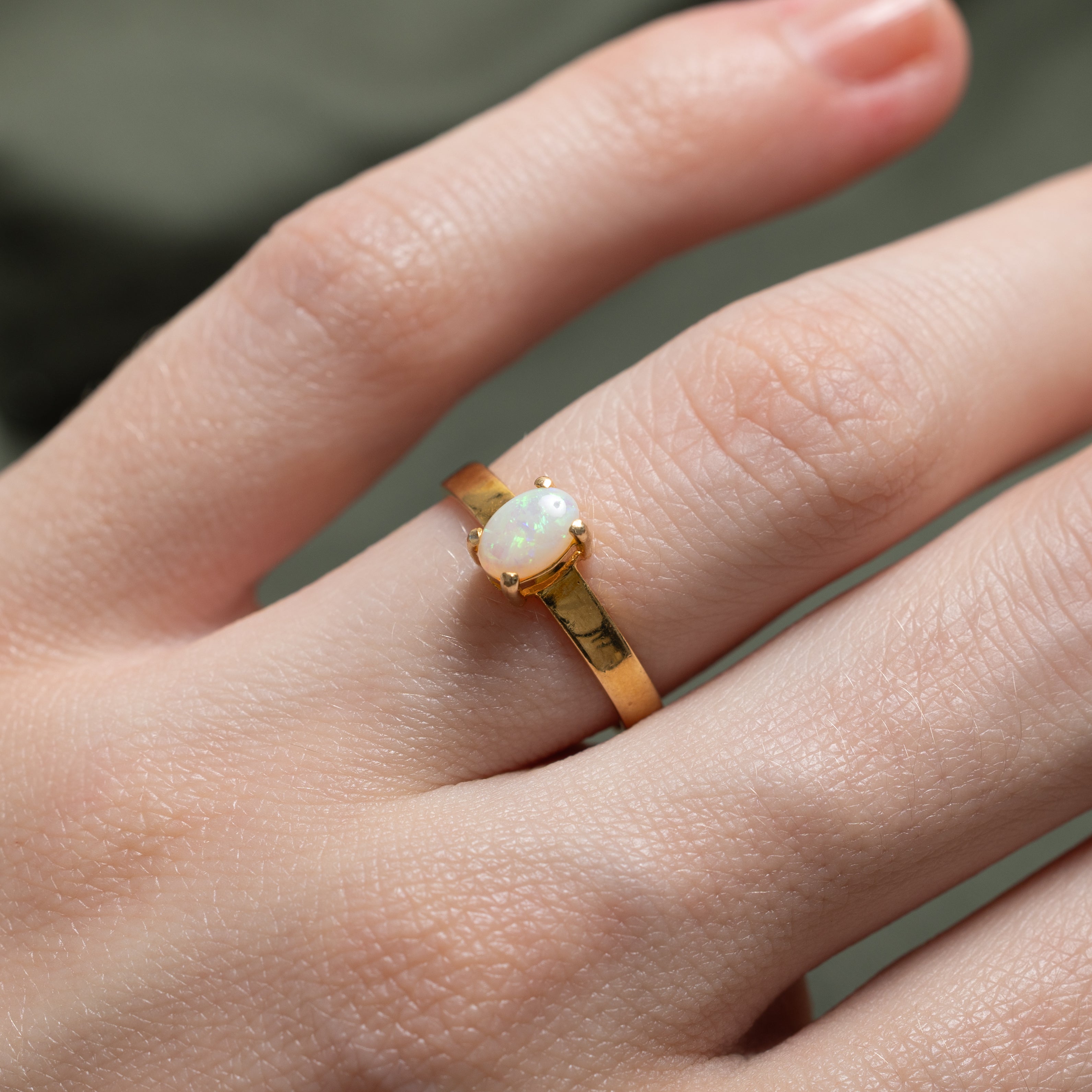 18k Solitaire Opal Ring | 0.25ct | SZ 5