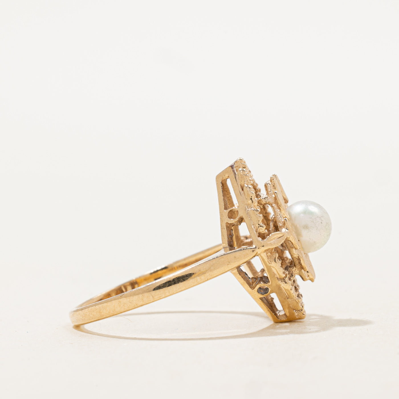 Pearl Textured Openwork Cocktail Ring | SZ 8.25 |