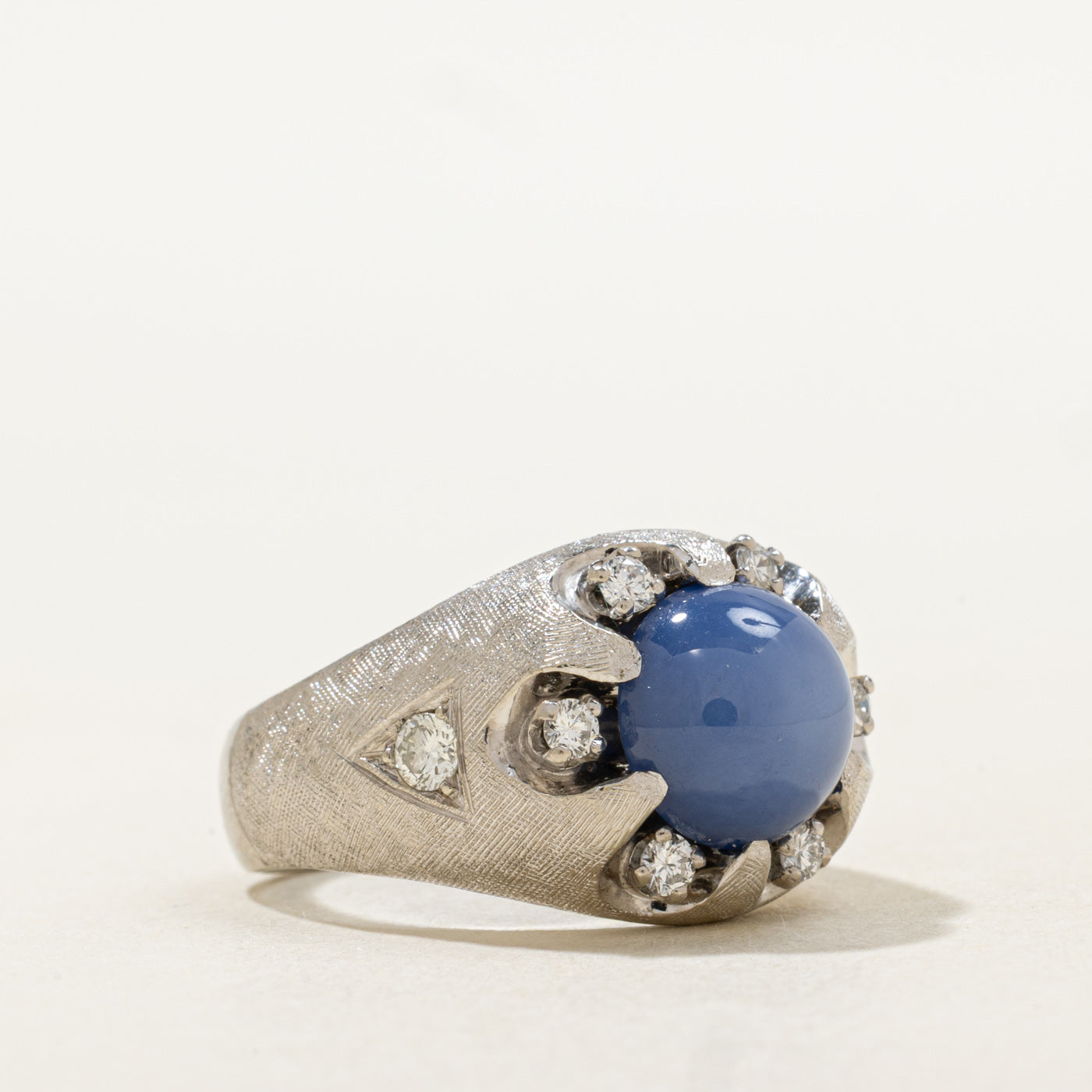 Synthetic Sapphire & Diamond Cocktail Dome Rung | 3.91ct, 0.12ctw | SZ 6.5 |