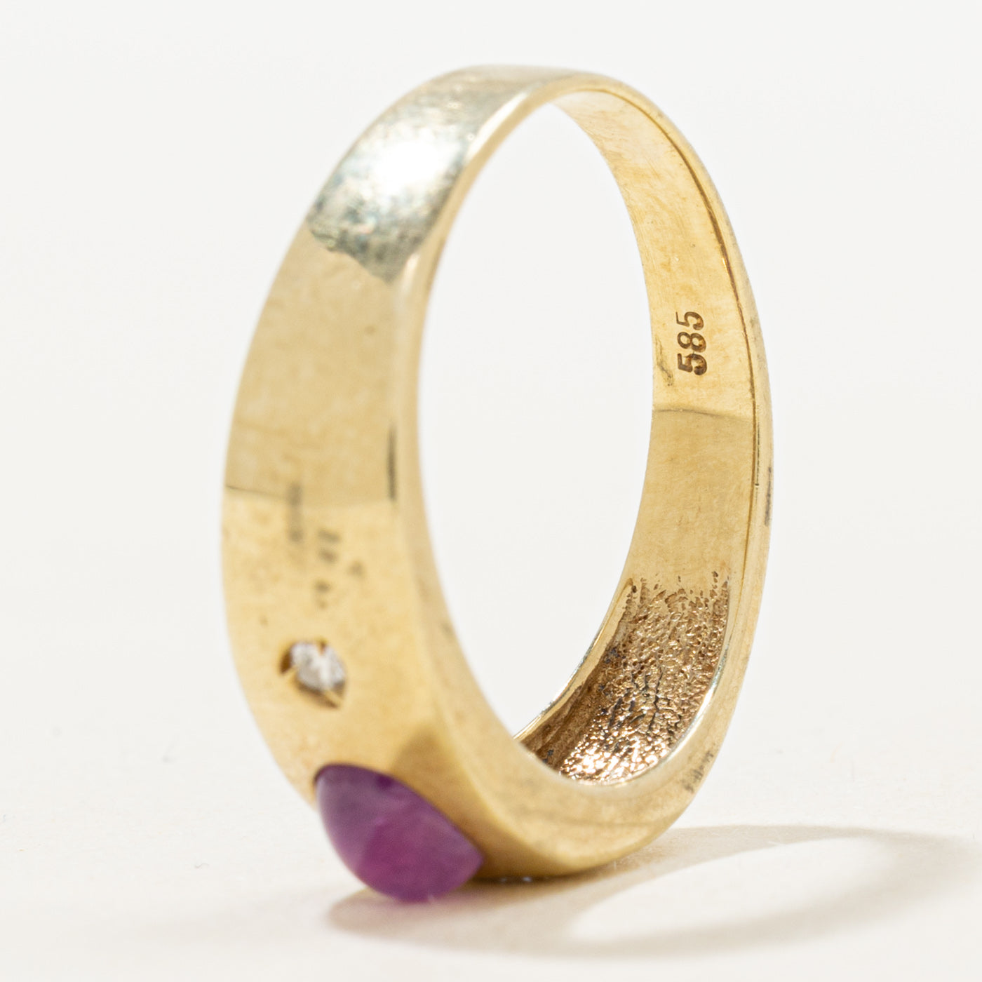 East West Oval Cabochon Ruby & Diamond Band | 0.7ct, 0.03ctw | SZ 7.0 |