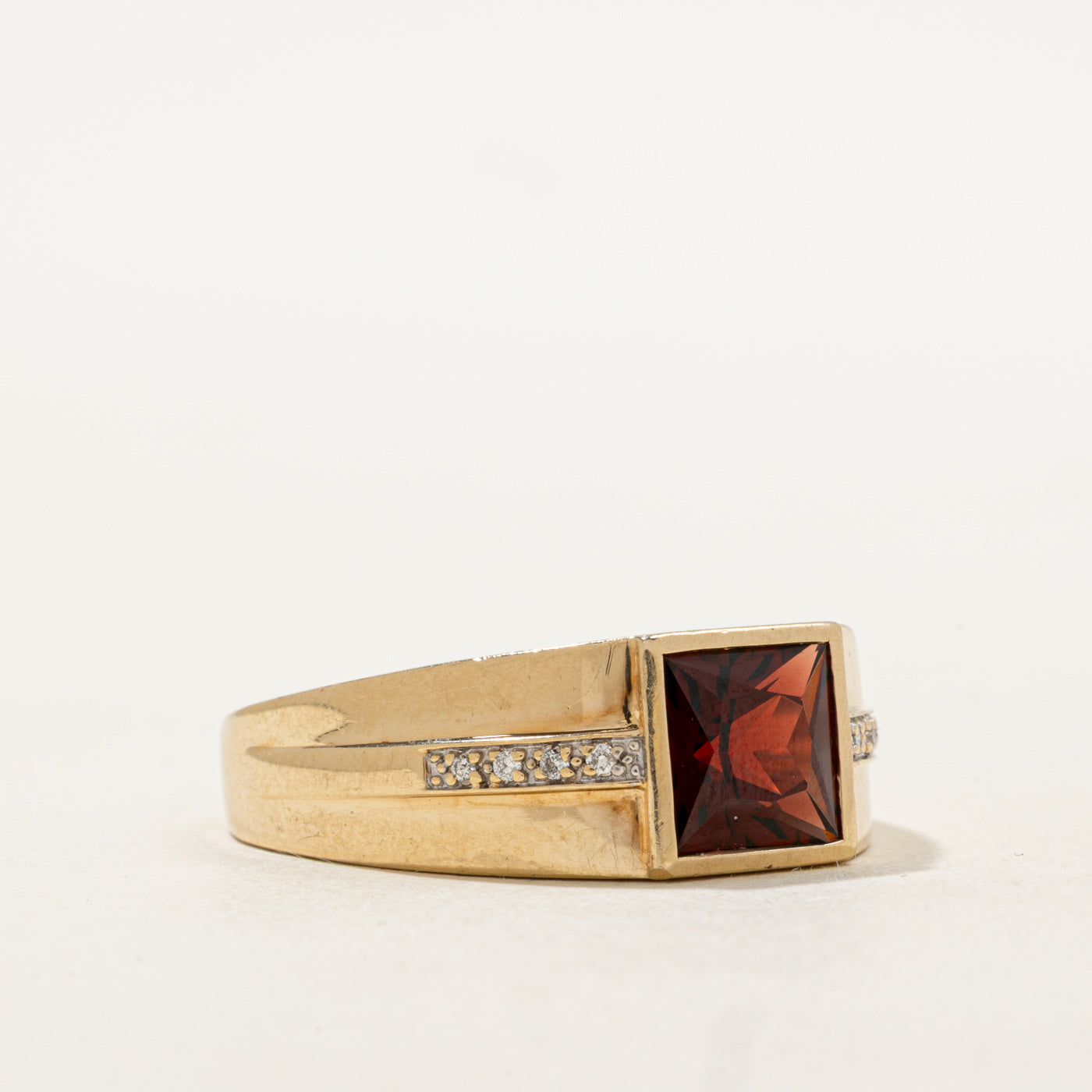 Princess Cut Garnet & Diamond Signet Ring | 3.16ct, 0.04ctw | SZ 12.0 |