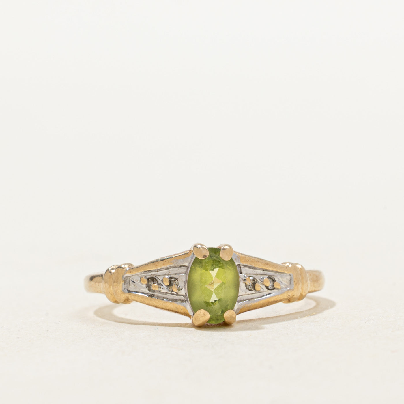 Oval Cut Peridot & Diamond Tapered Ring | 0.41ct, 0.02ctw | SZ 6.5 |