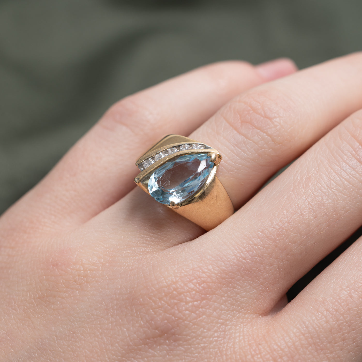 Pear Cut Blue Topaz & Diamond Cocktail Ring | 2.98ct, 0.09ctw | SZ 6.5 |