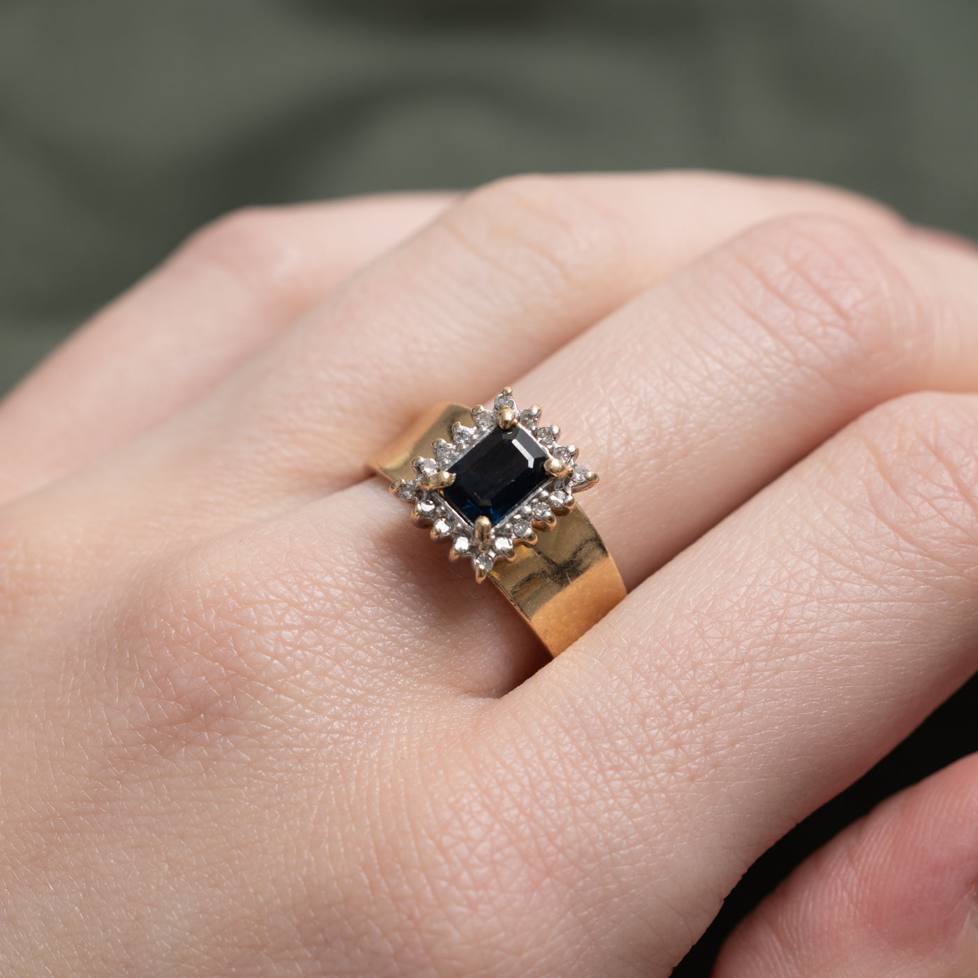 Emerald Cut Sapphire & Diamond Petal Halo Ring | 0.97ct, 0.09ctw | SZ 8.0 |