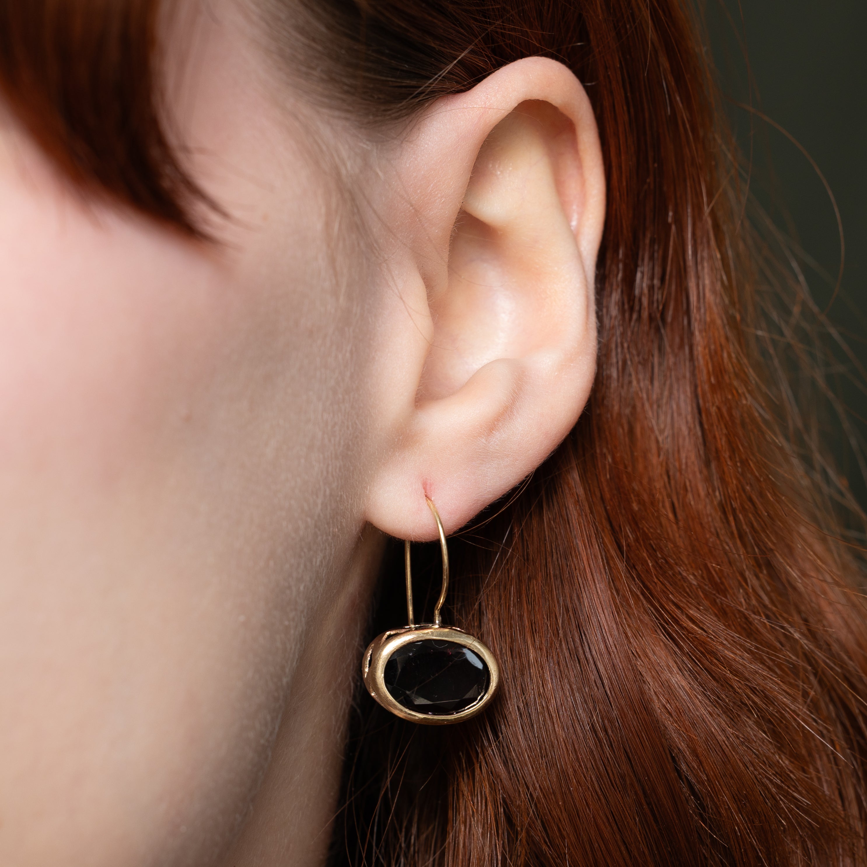 Boucles d'oreilles pendantes en grenat serti clos | 10,00 ct