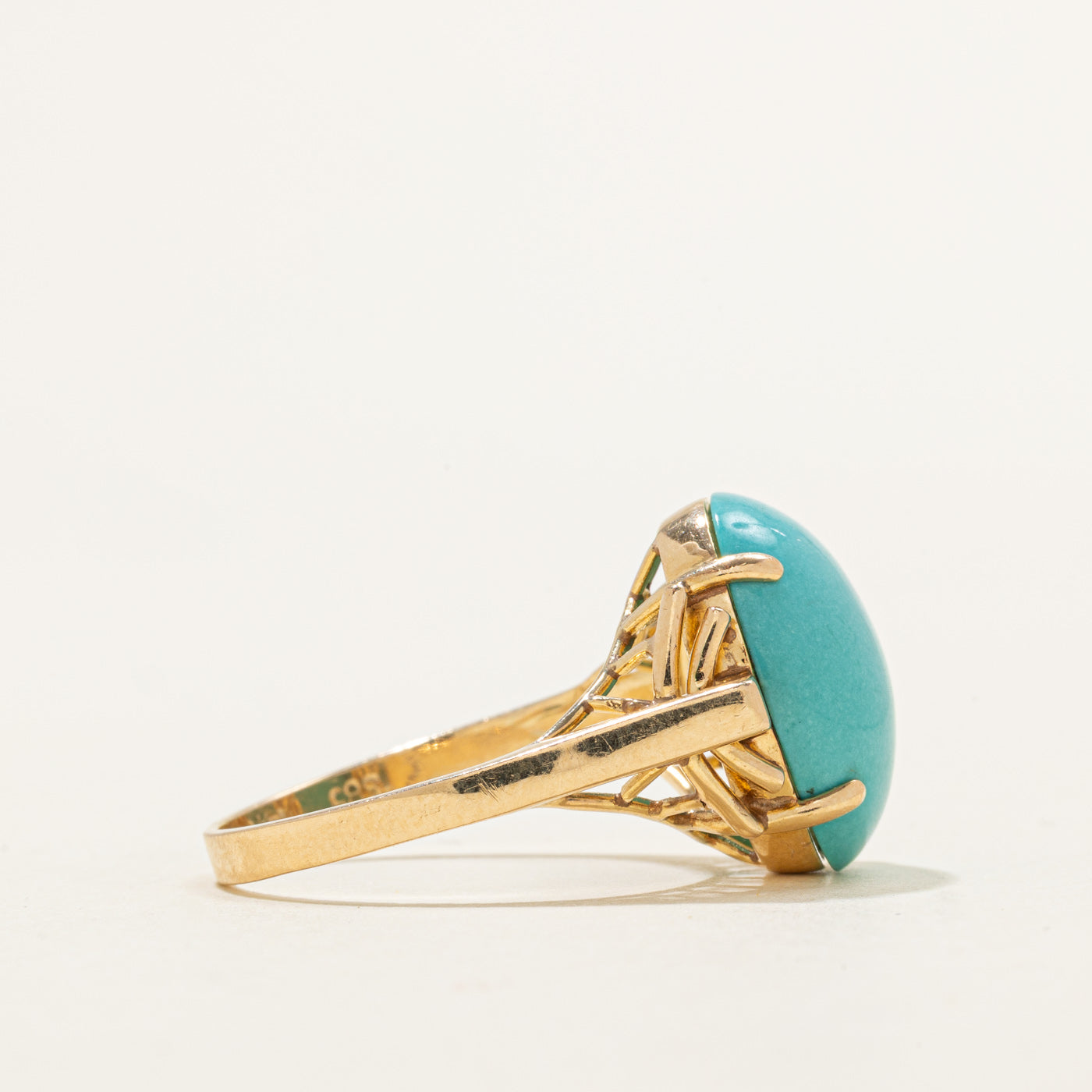 Bague cocktail en turquoise cabochon ovale | 7,00 ct | Taille 8,75