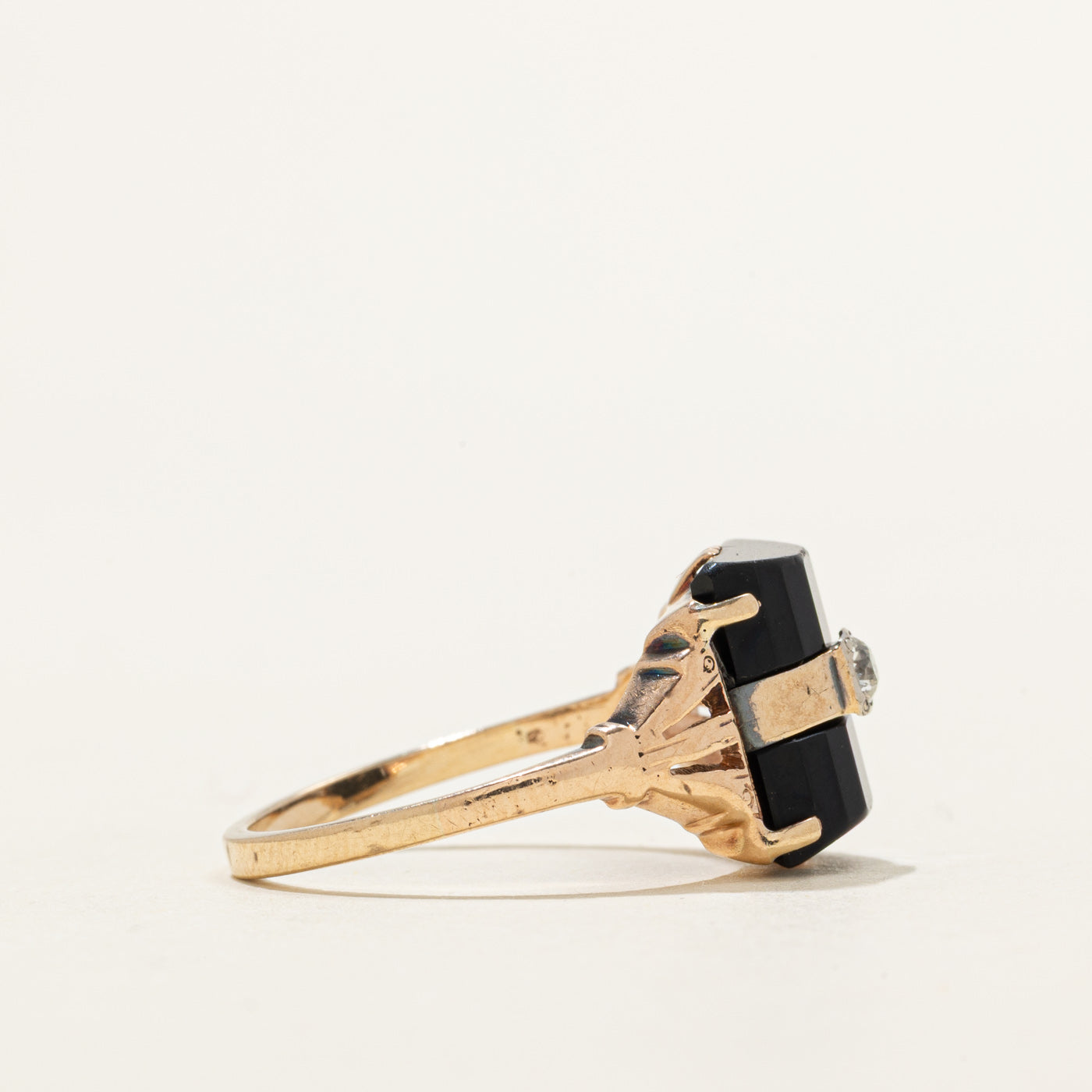 Dome Cut Onyx & Diamond Ring | 5.50ct, 0.08ct | SZ 8.0