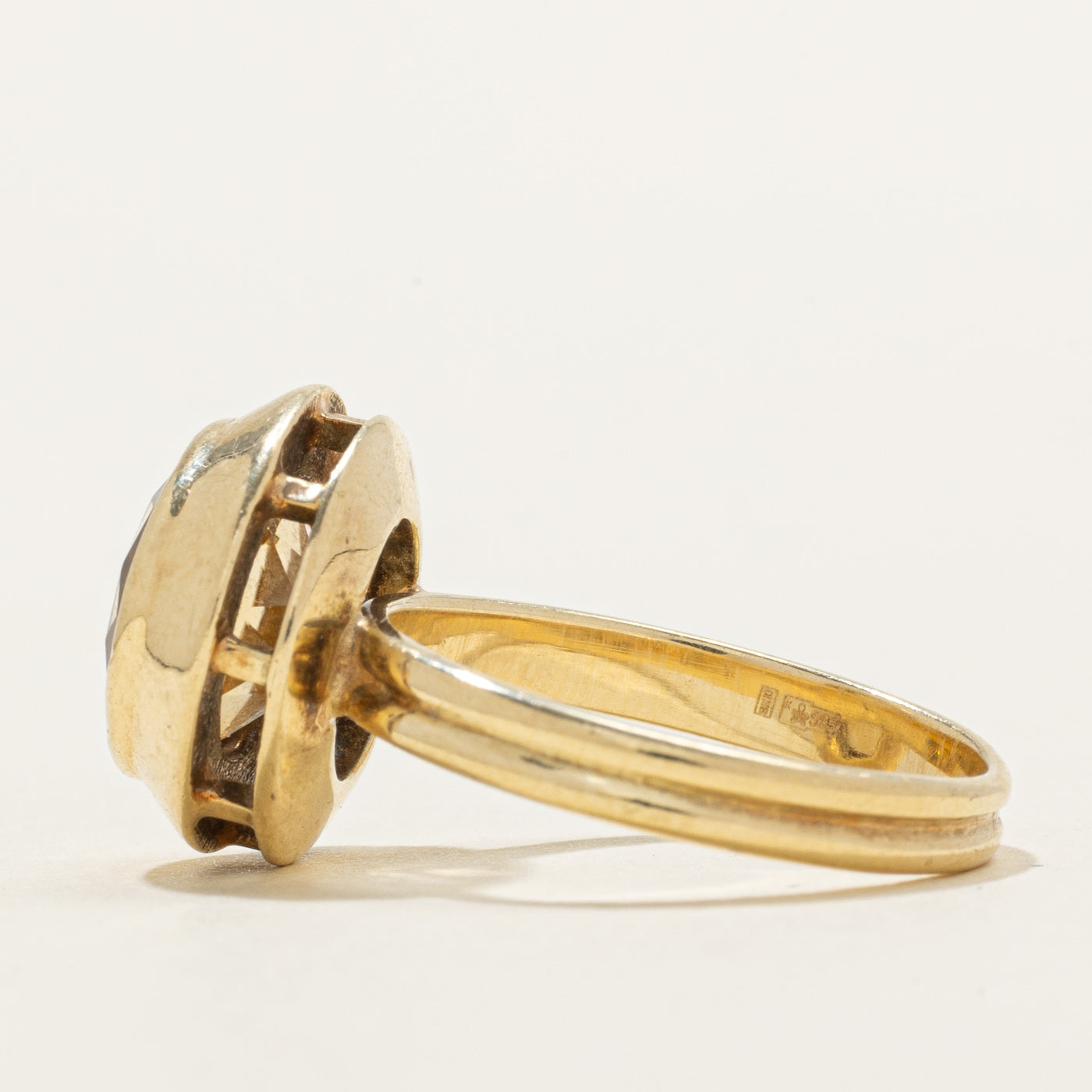 Bezel Set Round Cut Citrine Ring | 2.70ct | SZ 7.25