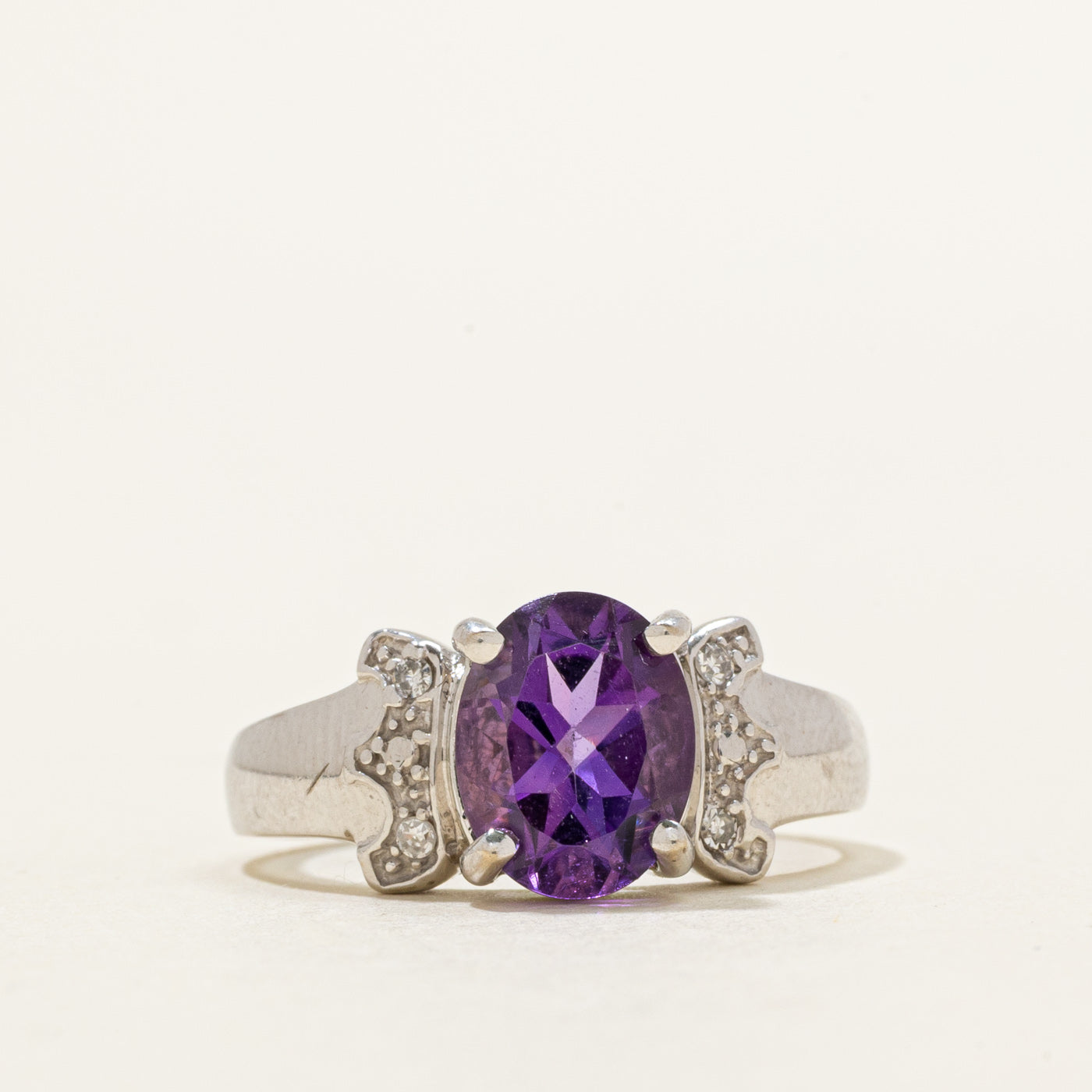 Oval Cut Amethyst & Diamond Ring | 1.81ct, 0.04ctw | SZ 5.75