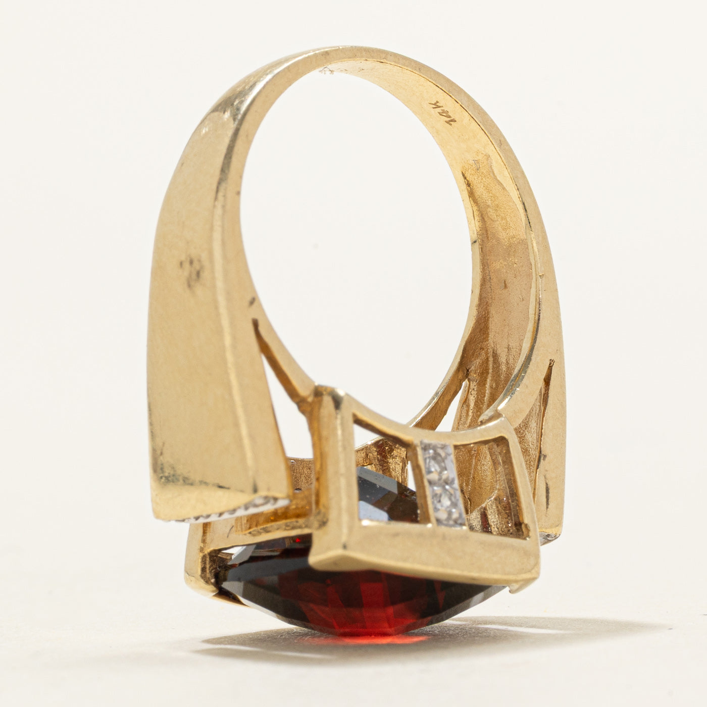 Cushion Cut Garnet & Diamond Cocktail Ring | 11.50ct, 0.10ctw | SZ 6.5