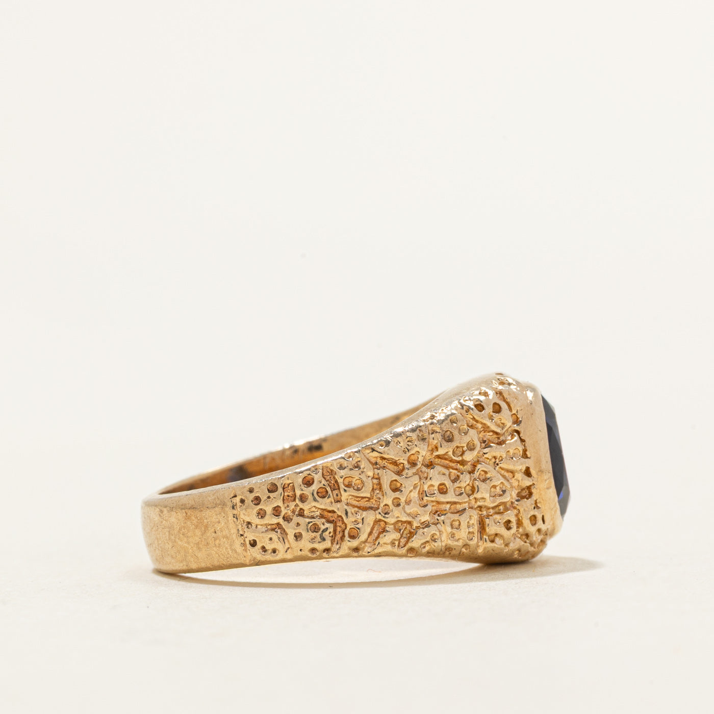 Bezel Set Synthetic Sapphire Textured Ring | 3.50ct | SZ 6.5