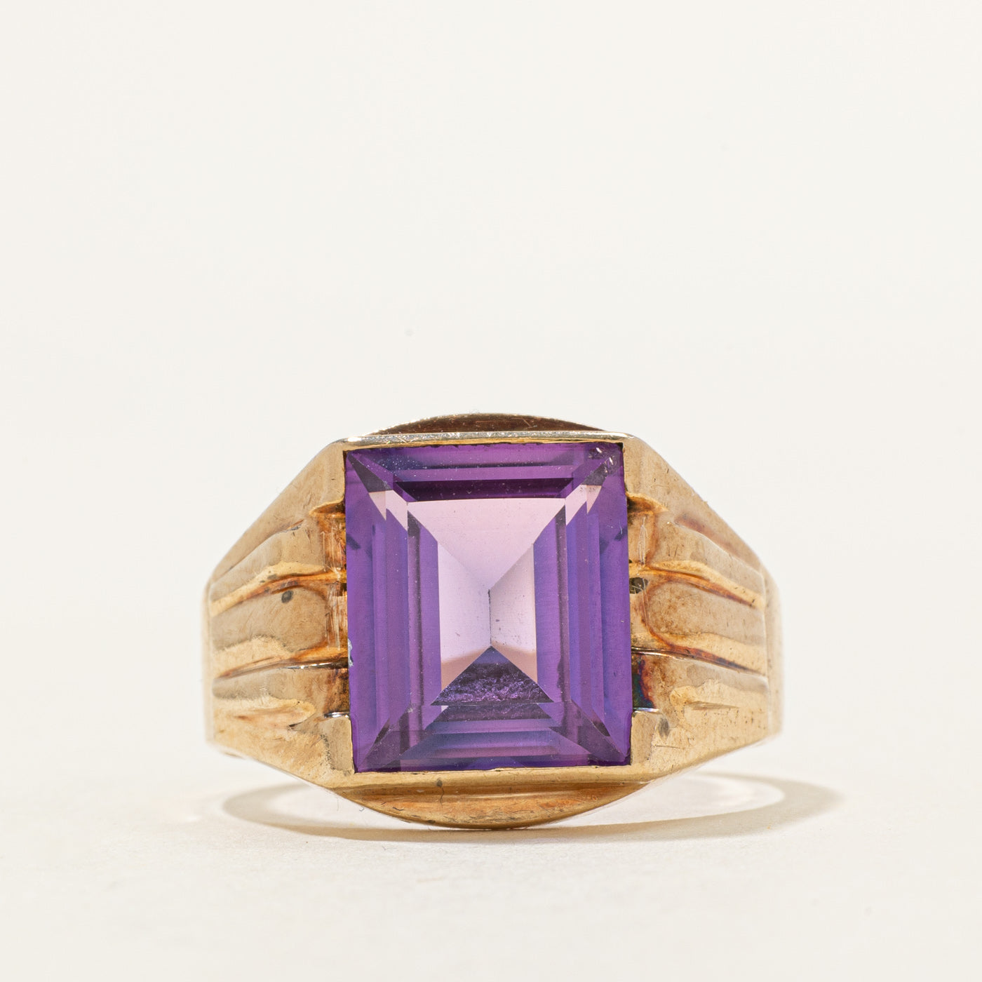 Bague cocktail épaisse en saphir synthétique rainuré | 5,00 ct | Taille 8,25