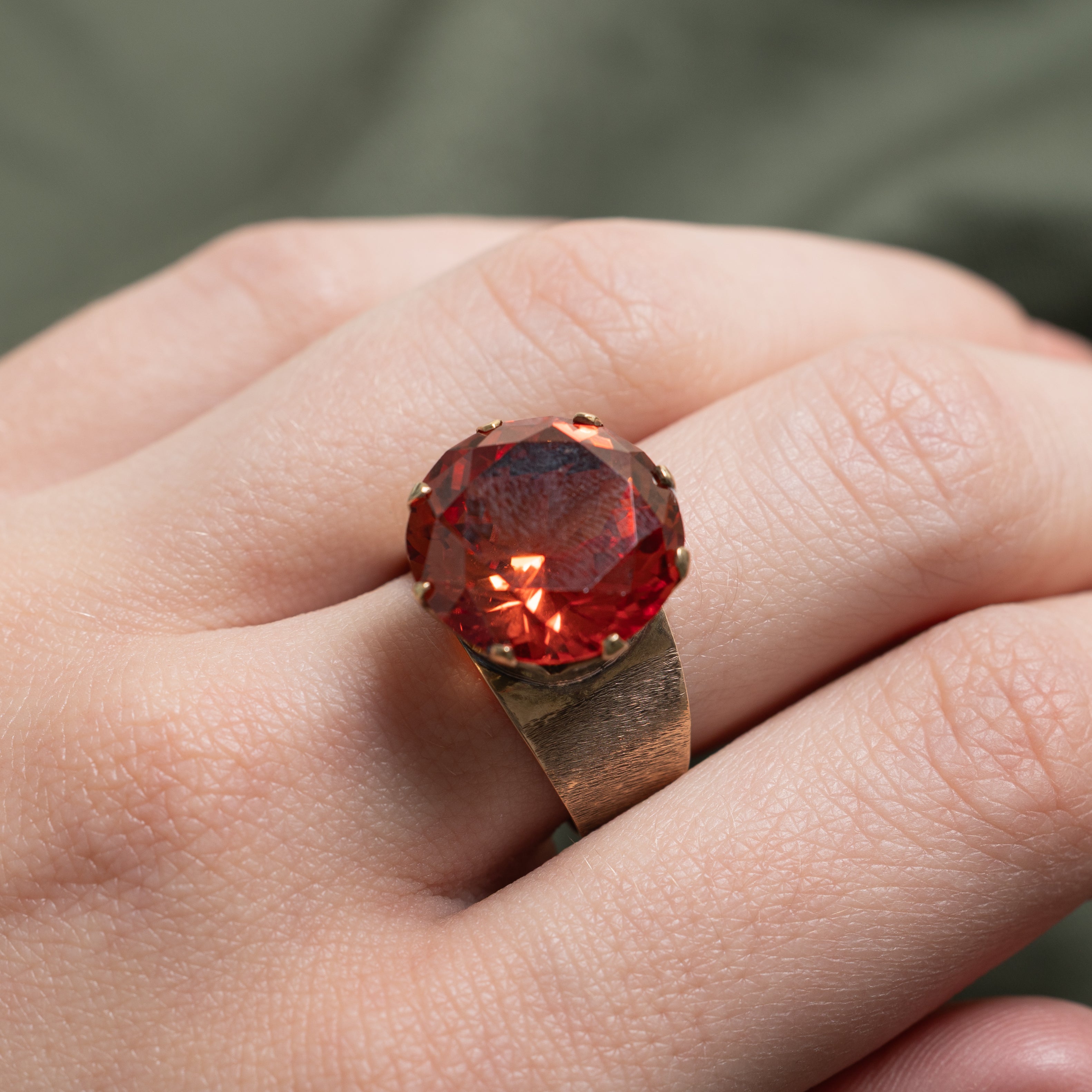 Synthetic Orange Sapphire Textured Cocktail Ring | 13.13ct | SZ 7.5
