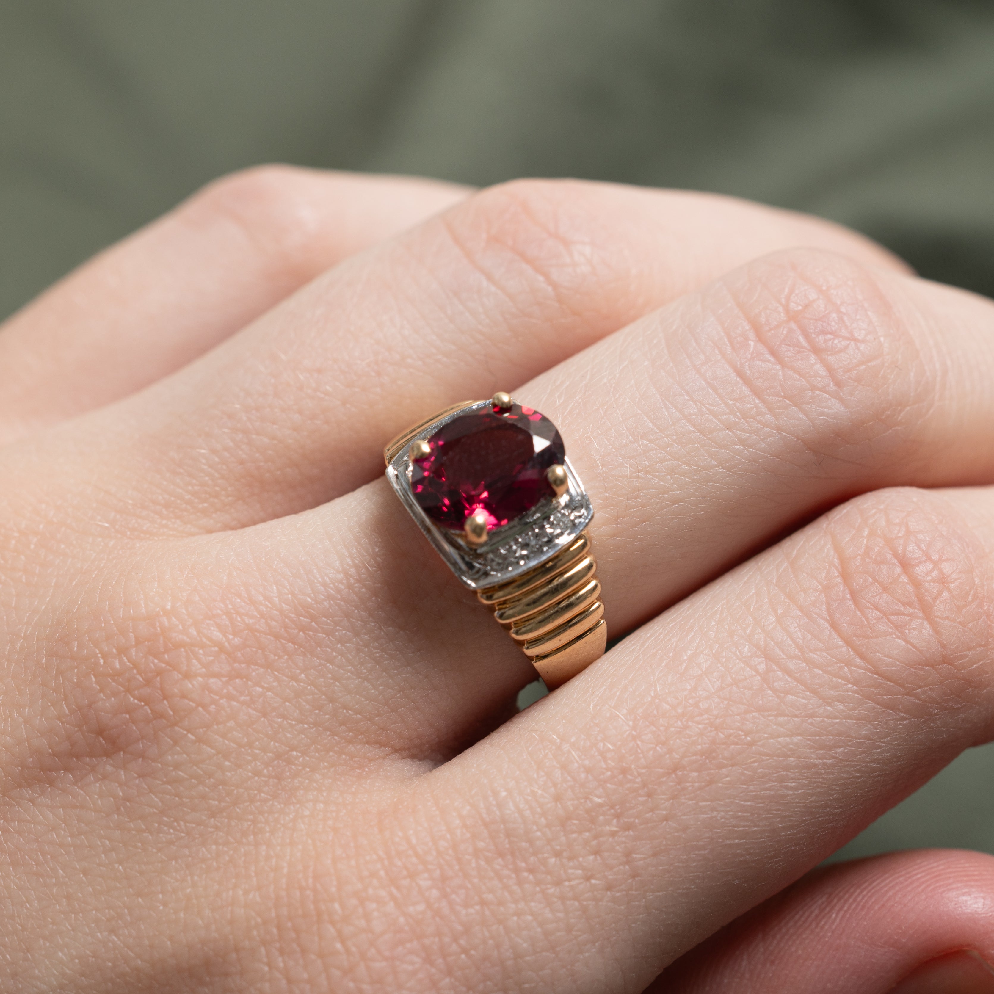 Rubellite Tourmaline & Diamond Grooved Cocktail Ring | 1.91ct, 0.06ctw | SZ 6