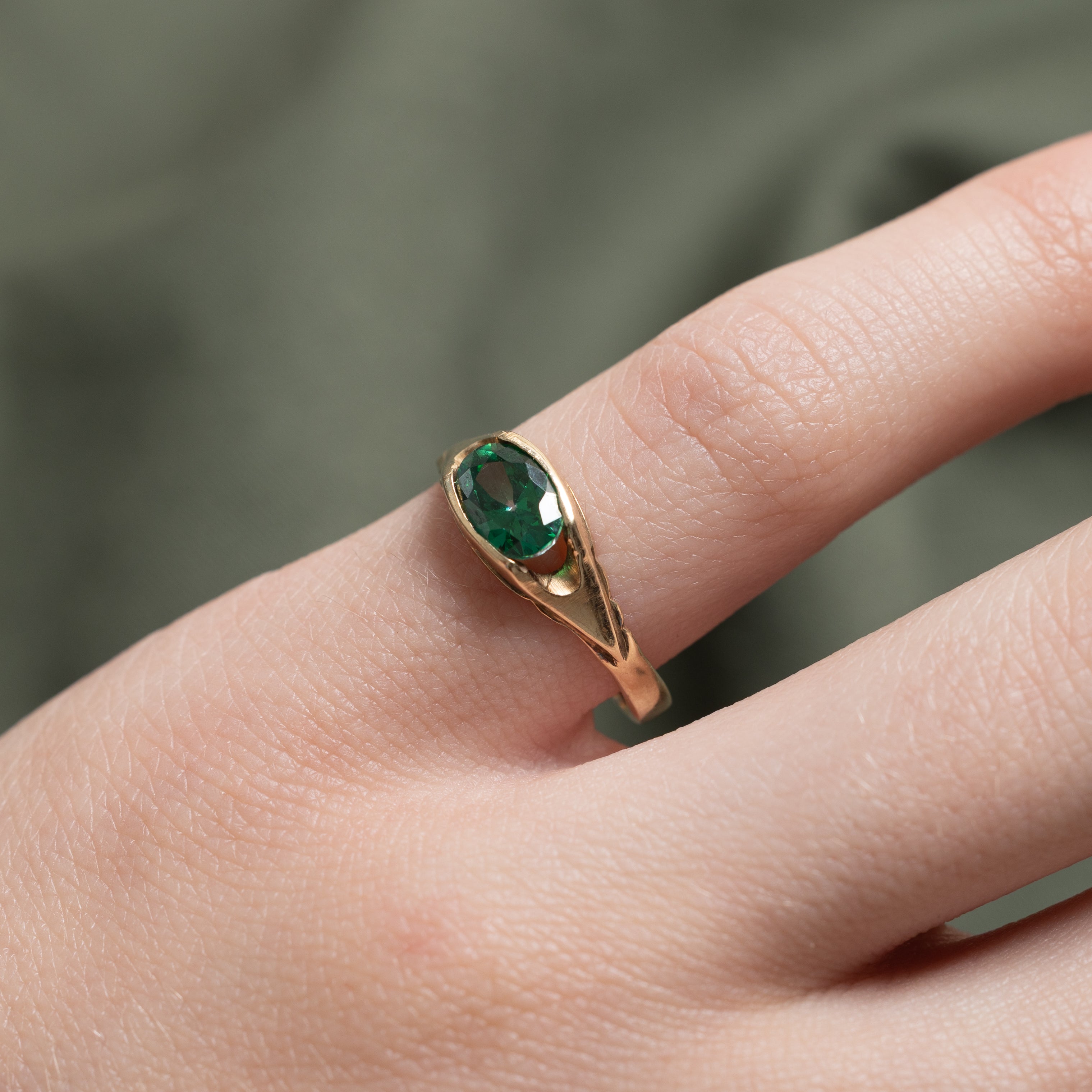 Pasté Green Glass Glass Open Shank Ring | 0.67ct | SZ 4.75