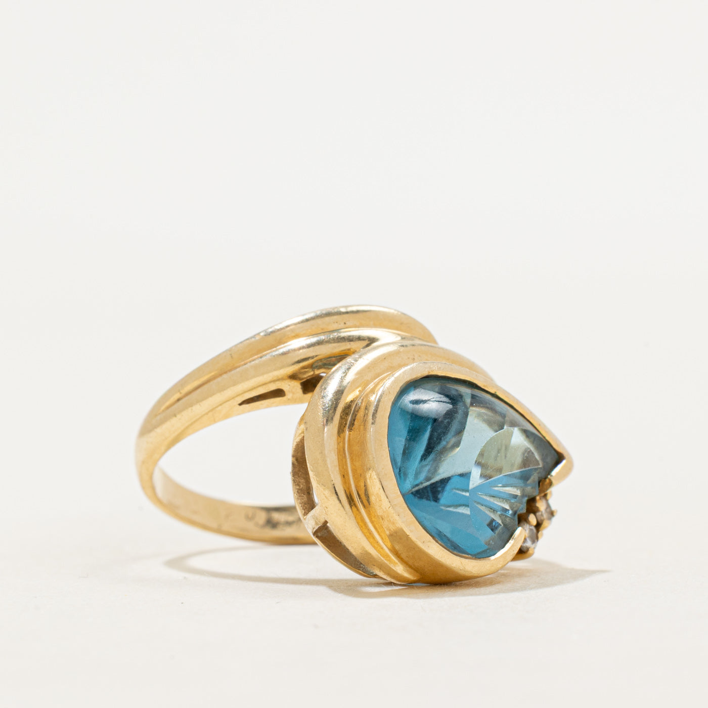 Blue Topaz & Diamond Grooved Cocktail Ring | 5.84ct, 0.03ctw | SZ 5.5