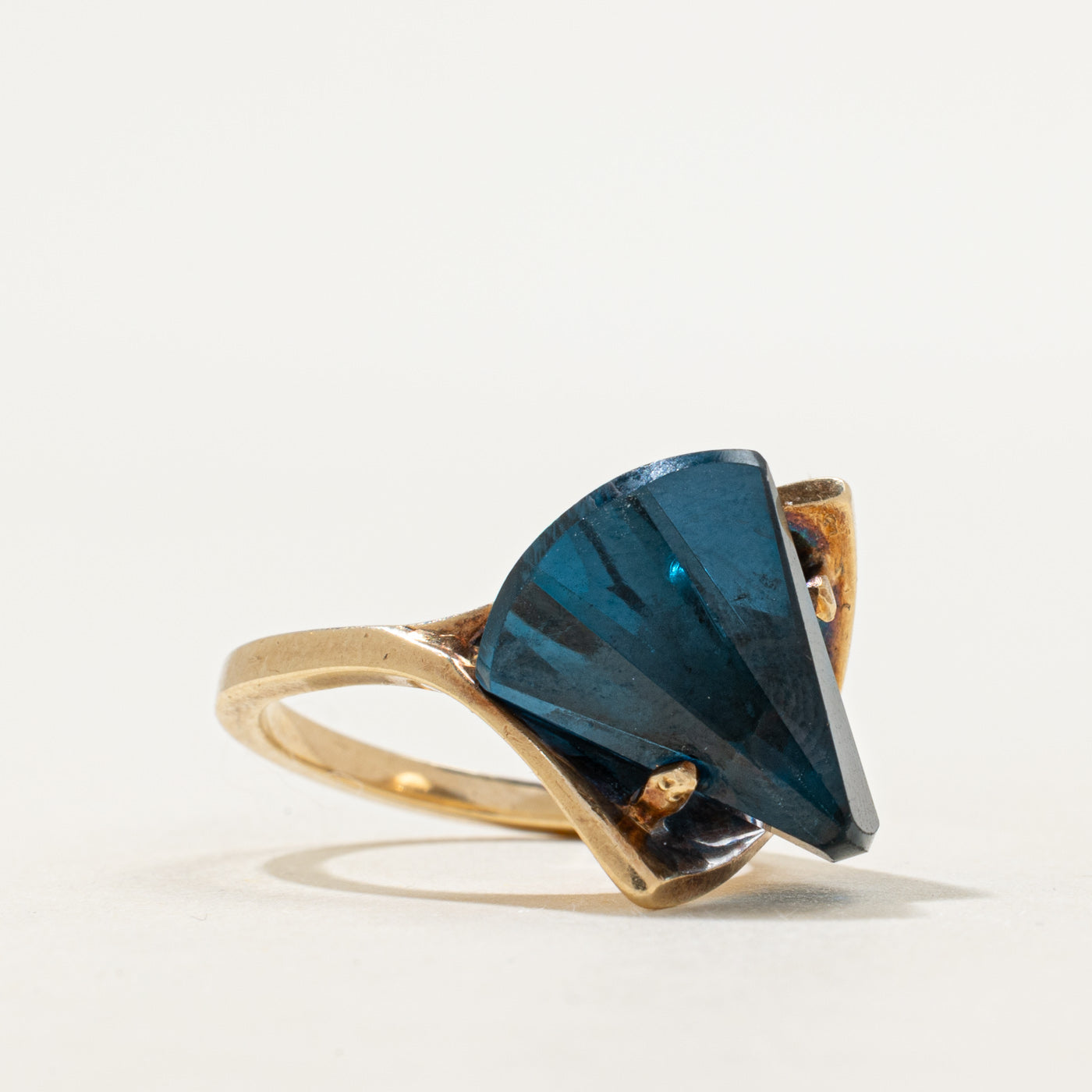 Synthetic Spinel Abstract Cocktail Ring | 13.50ct | SZ 5.75