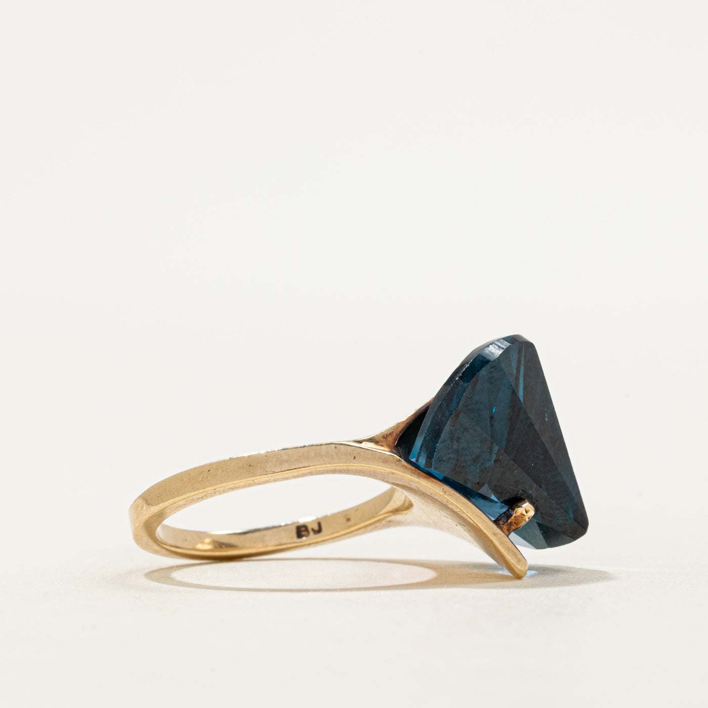 Synthetic Spinel Abstract Cocktail Ring | 13.50ct | SZ 5.75