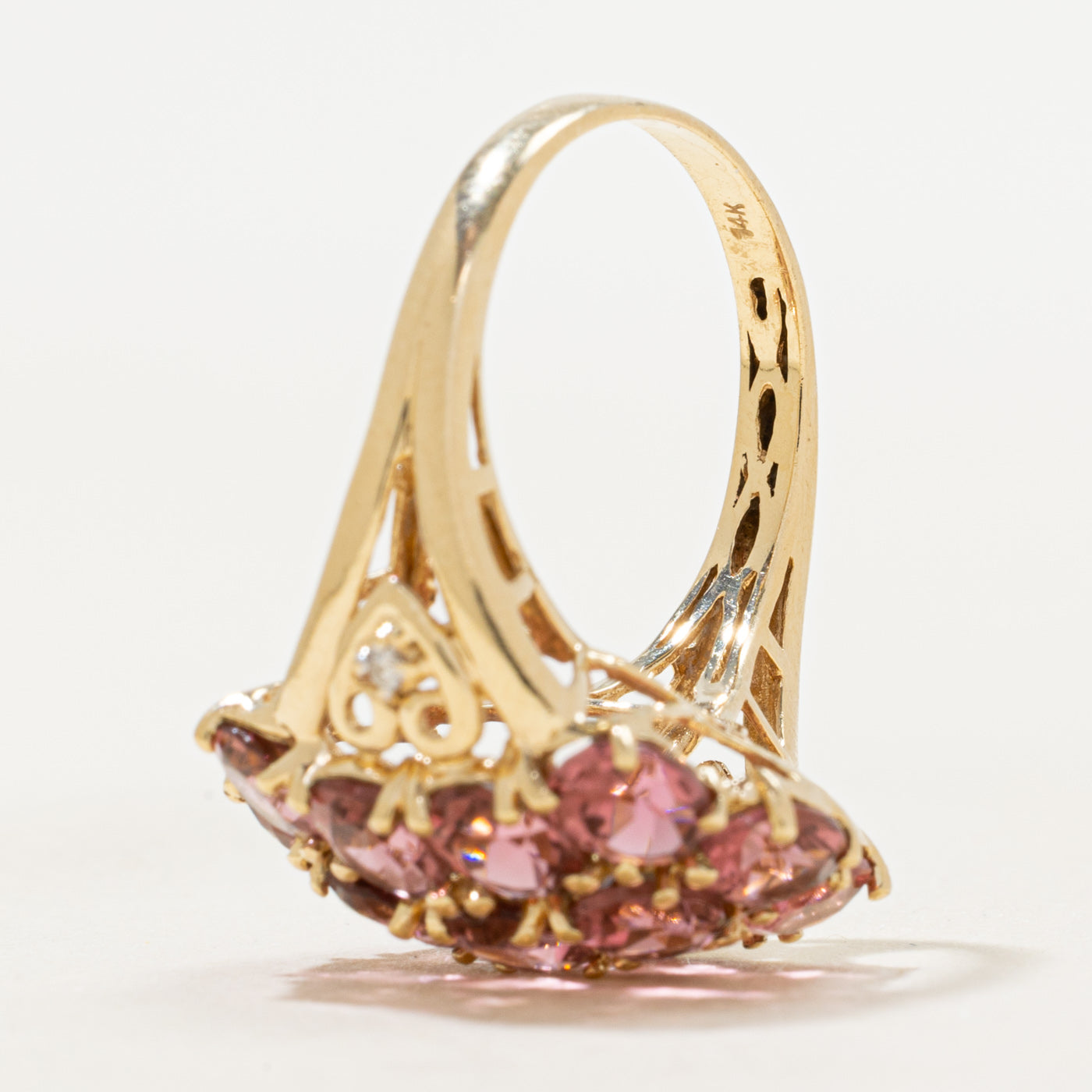 Bague cocktail en tourmaline rose et diamants | 3,90 ct (poids total), 0,01 ct (taille 6)