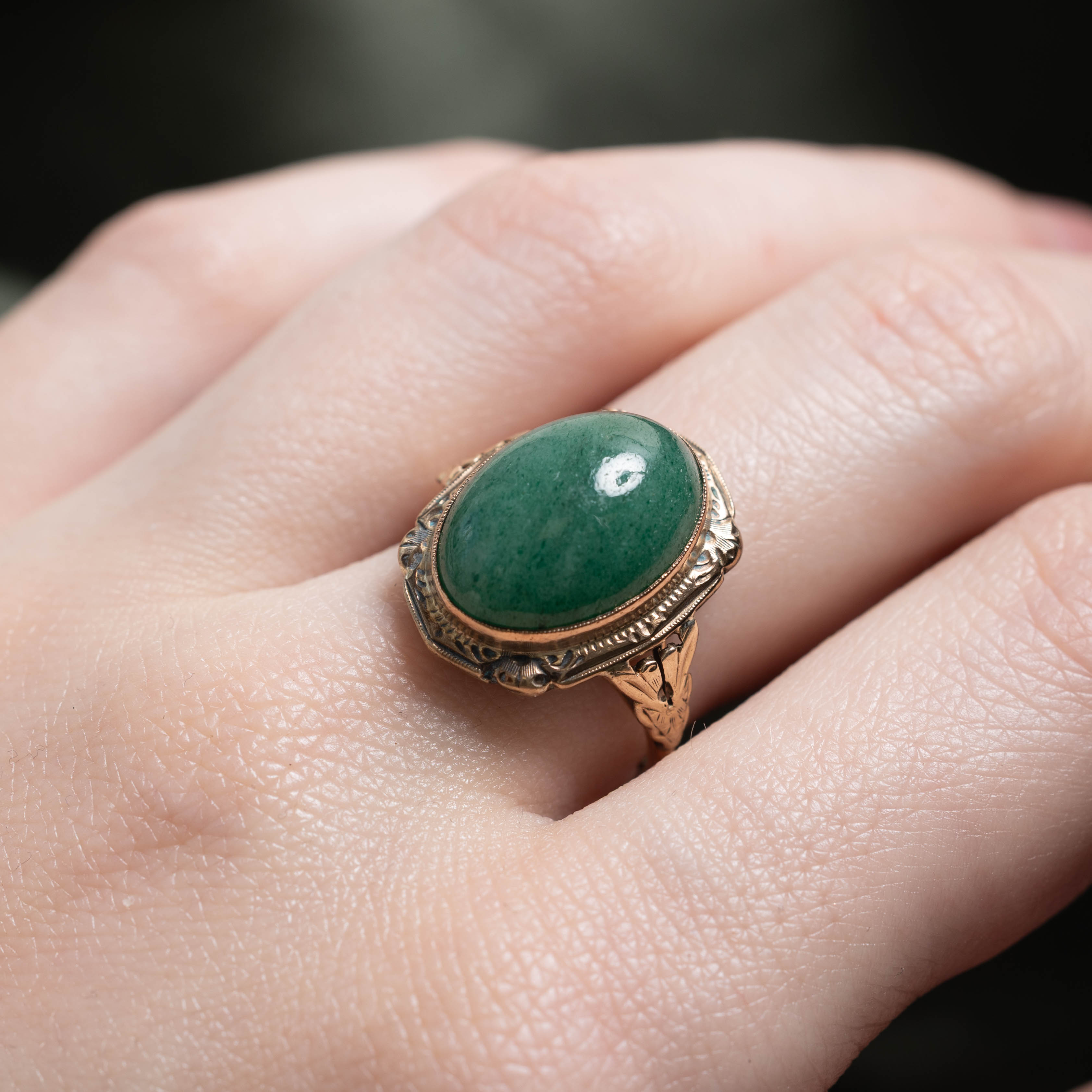 10k Bezel Set Aventurine Quartz Ornate Ring | 8.00ct | SZ 6.5