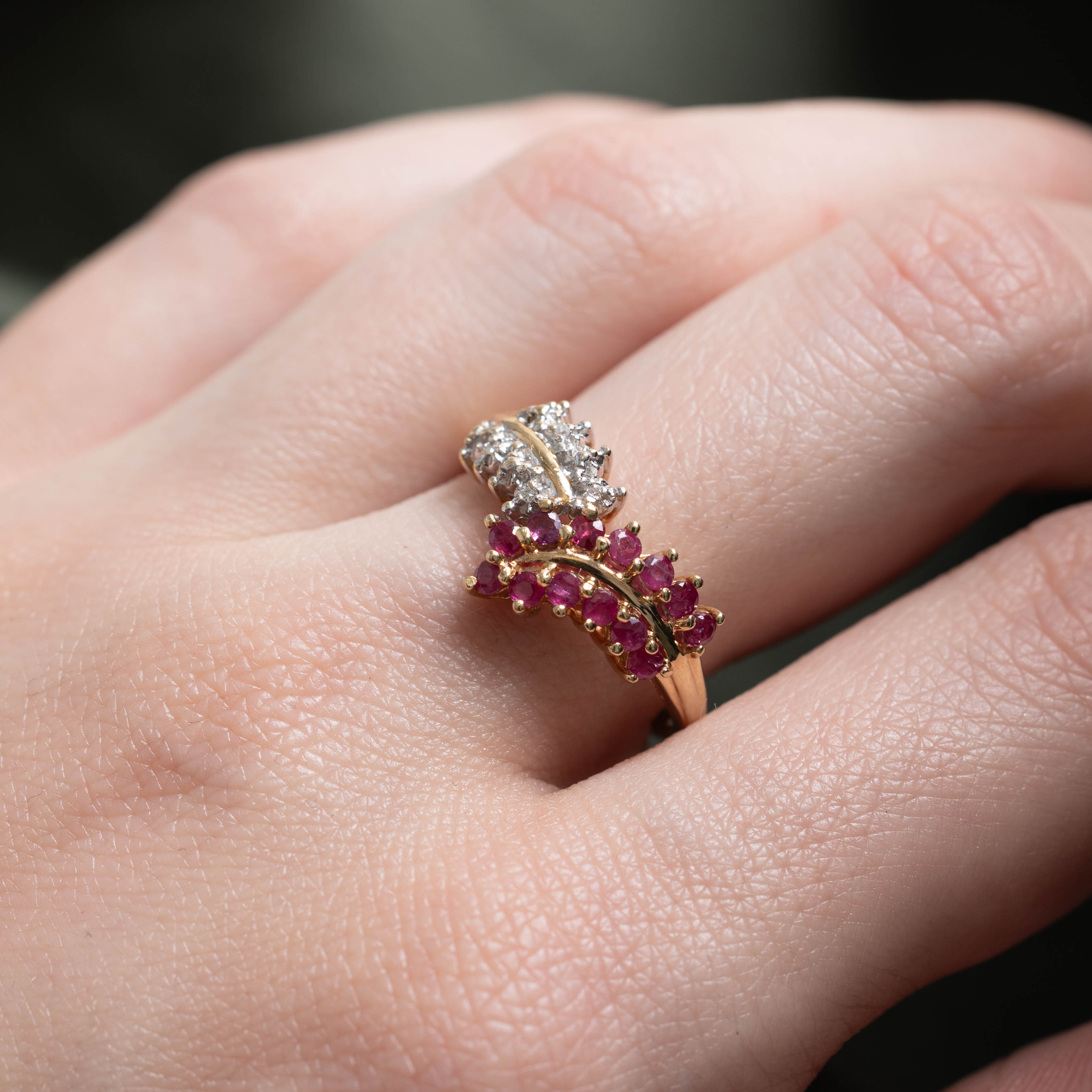 10k Ruby & Diamond Grape Vine Ring | 0.02ctw, 0.50ctw | SZ 7.25